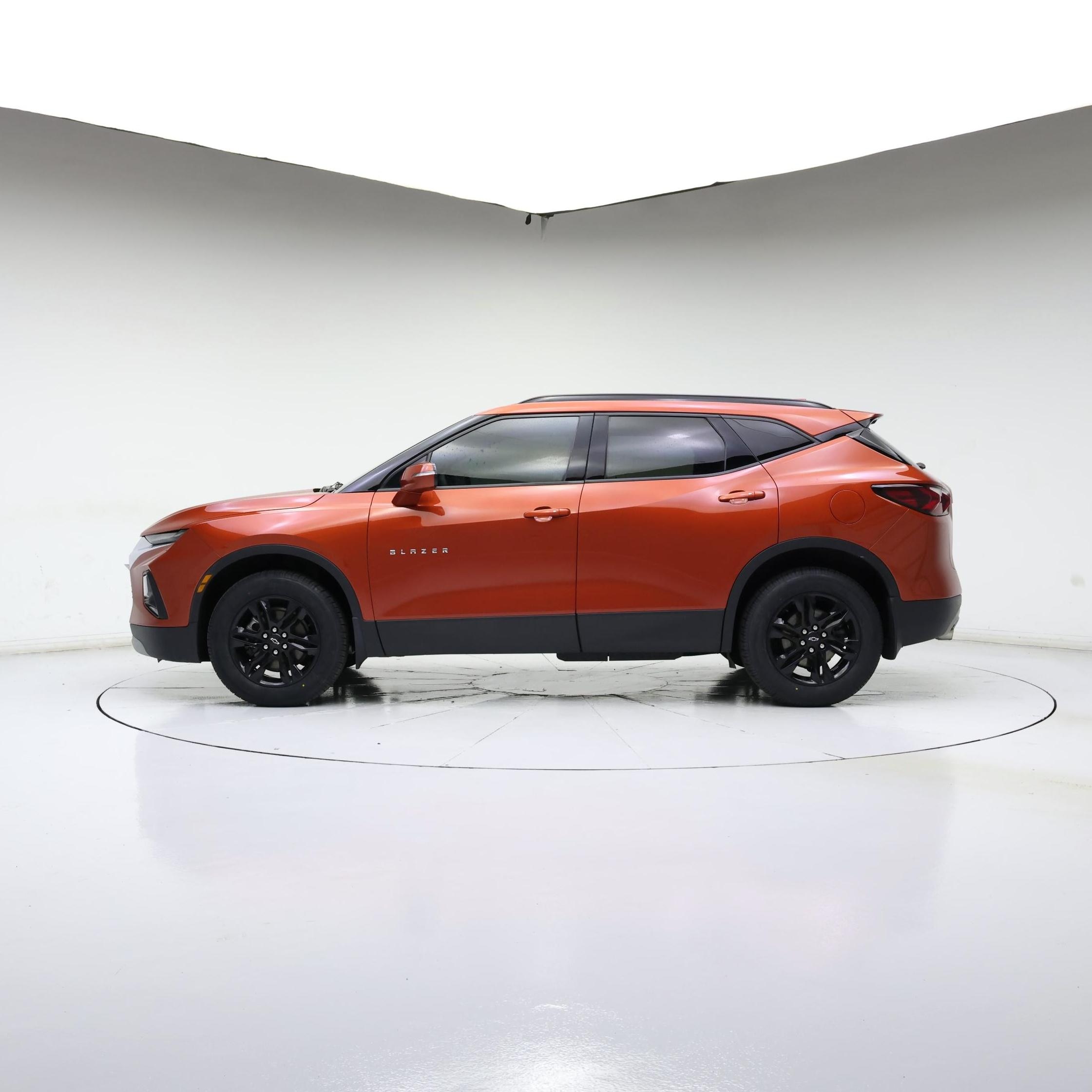 Thumbnail: 2021 Chevrolet Blazer - 3