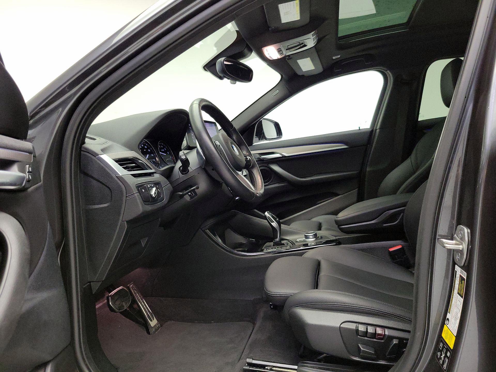 Thumbnail: 2022 BMW X2 - 11