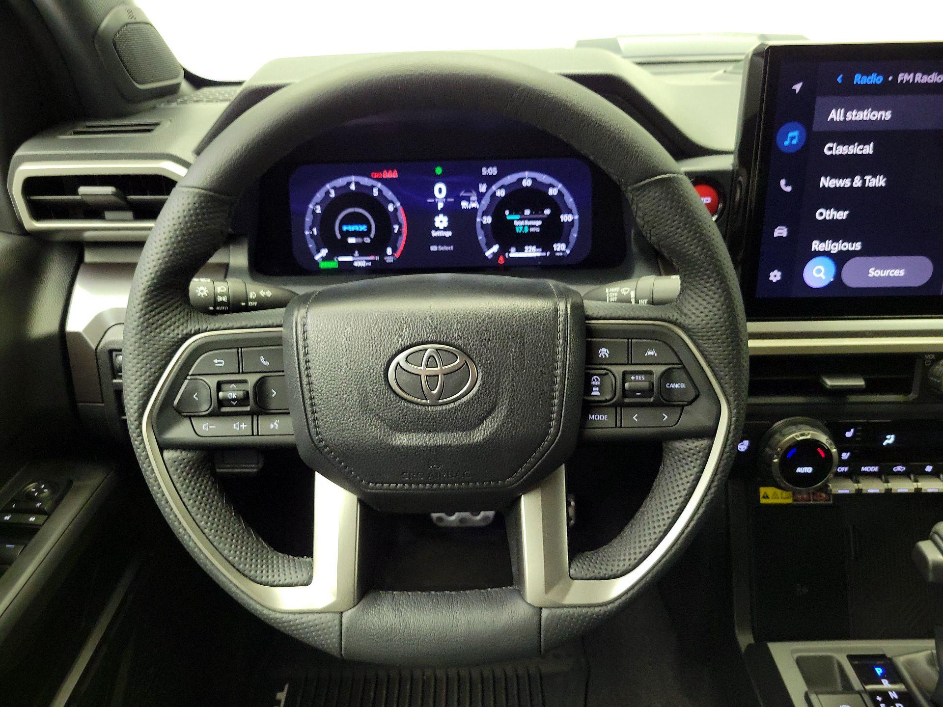 Thumbnail: 2025 Toyota Tacoma - 10