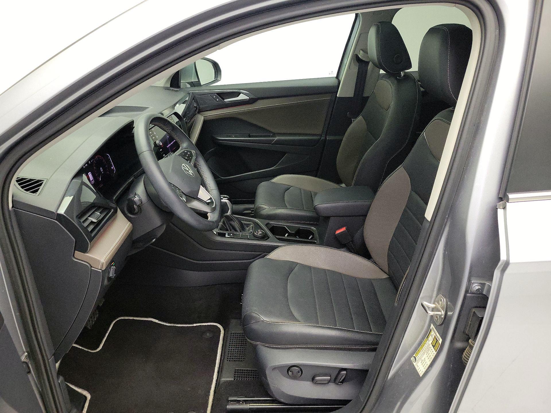 Thumbnail: 2023 Volkswagen Taos - 11