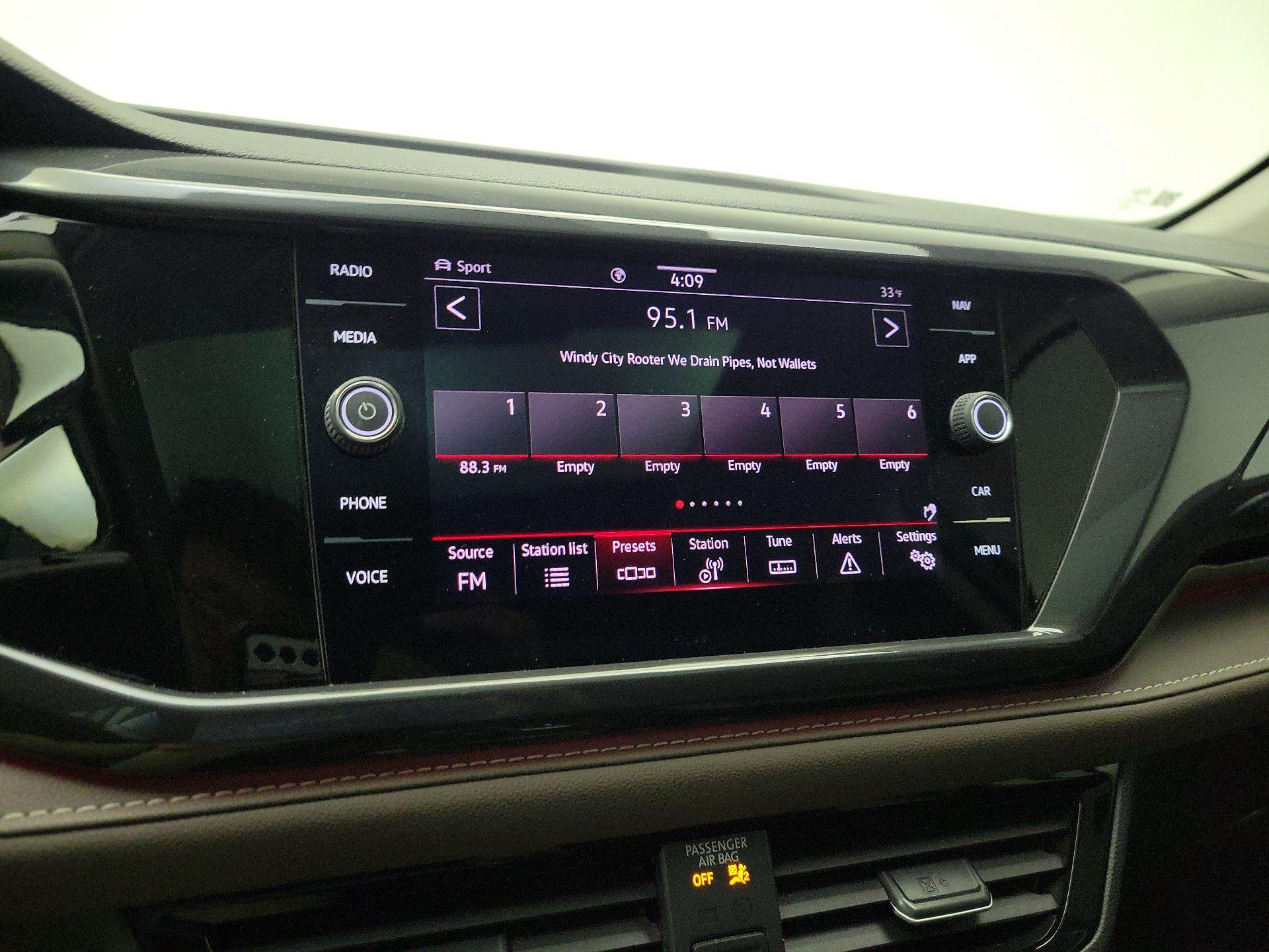 Thumbnail: 2023 Volkswagen Taos - 16