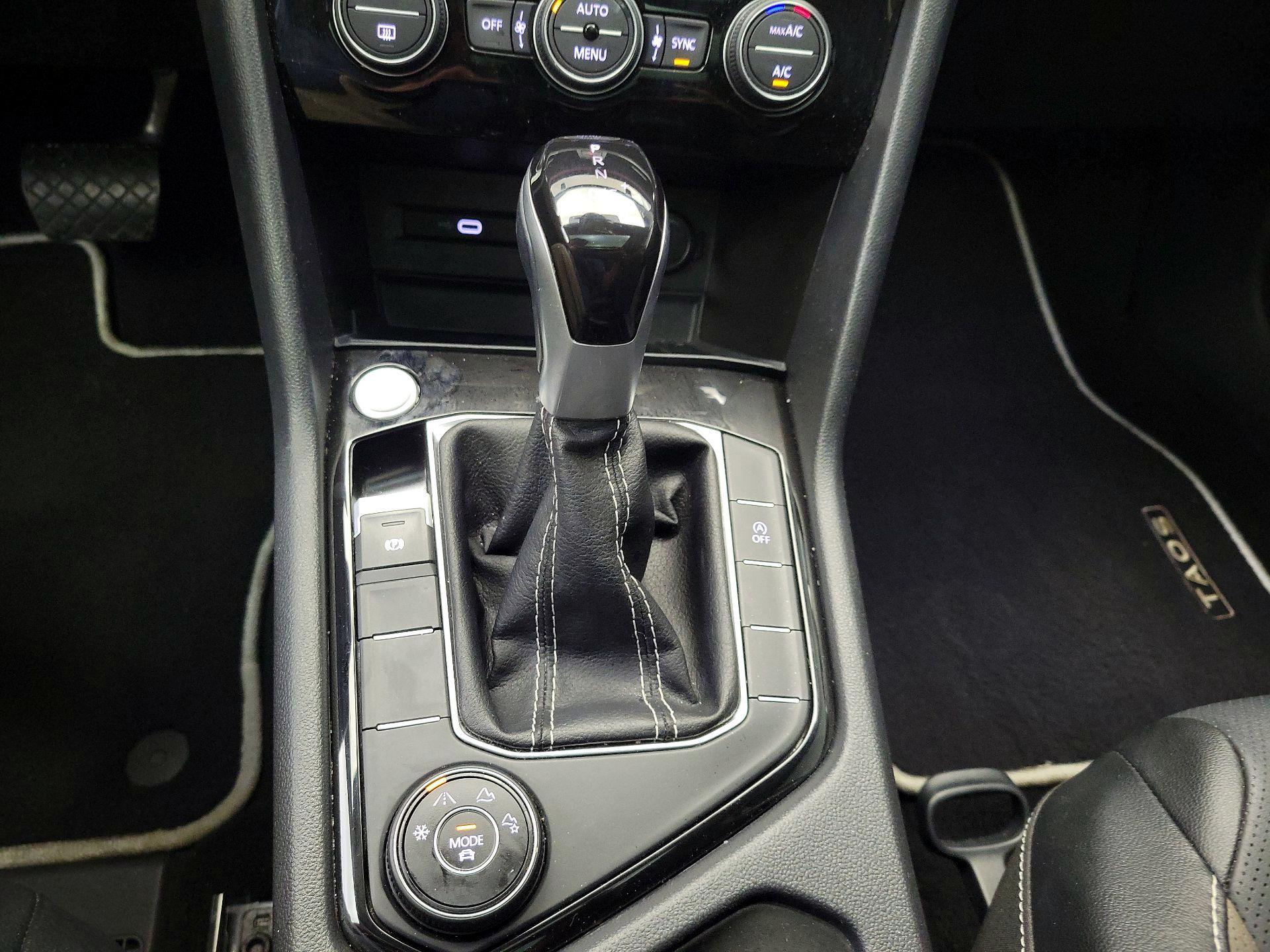 Thumbnail: 2023 Volkswagen Taos - 18