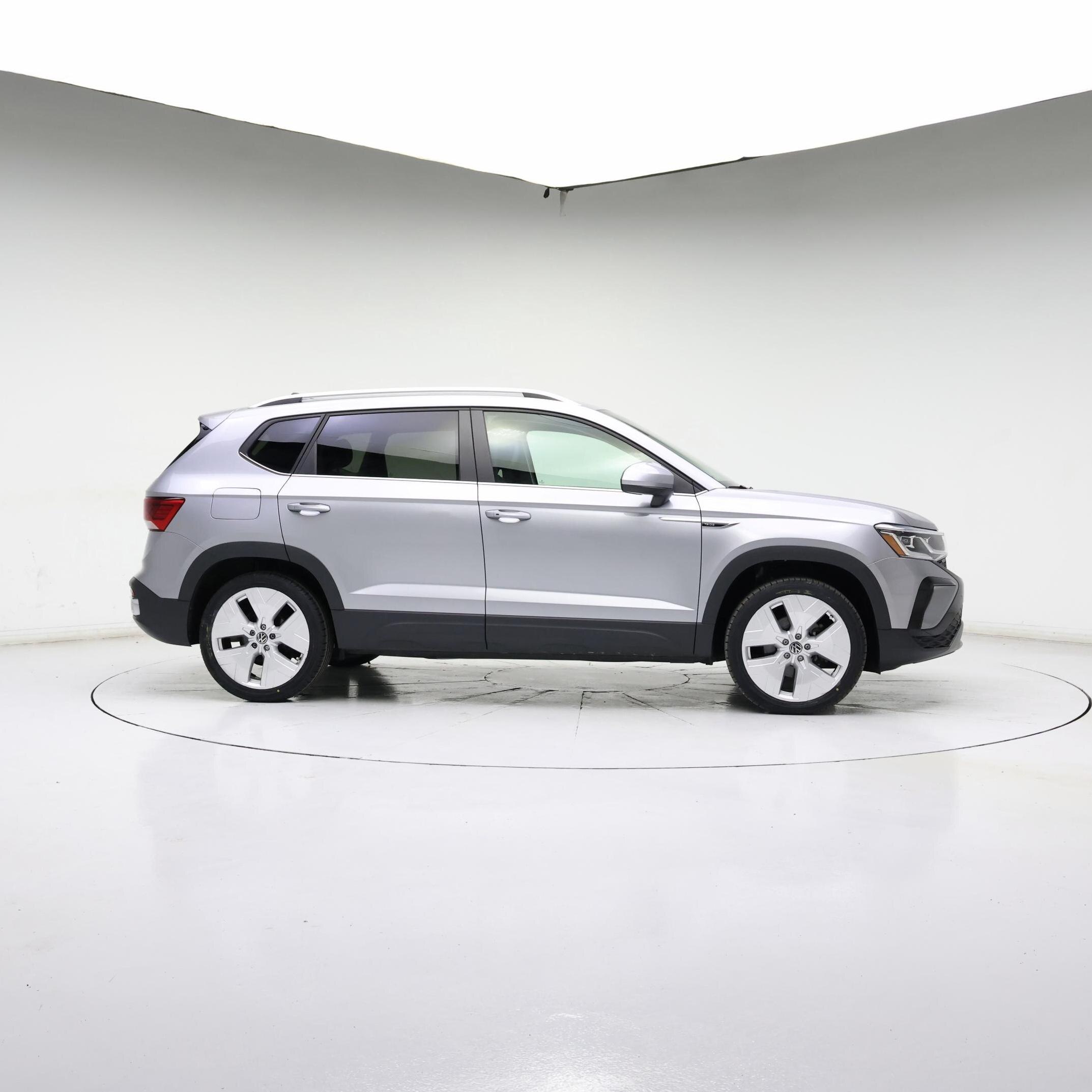 Thumbnail: 2023 Volkswagen Taos - 7