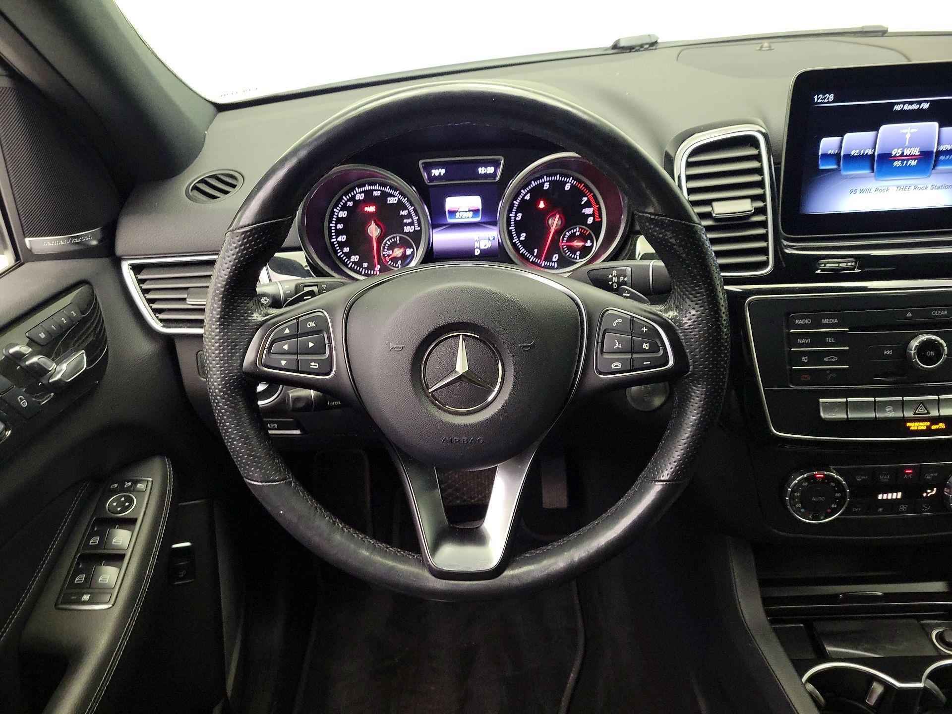 Thumbnail: 2018 Mercedes-Benz GLE - 10