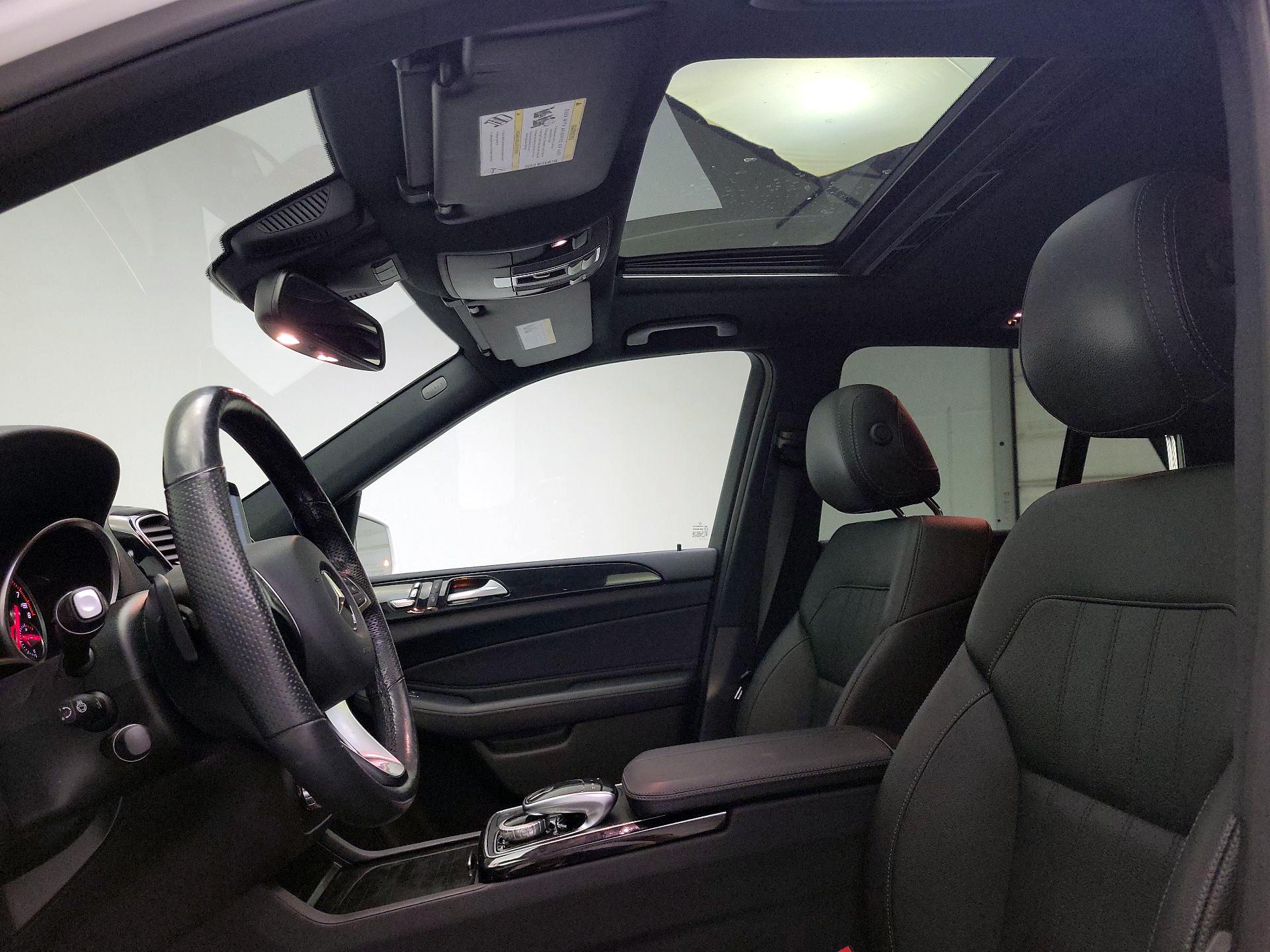 Thumbnail: 2018 Mercedes-Benz GLE - 19