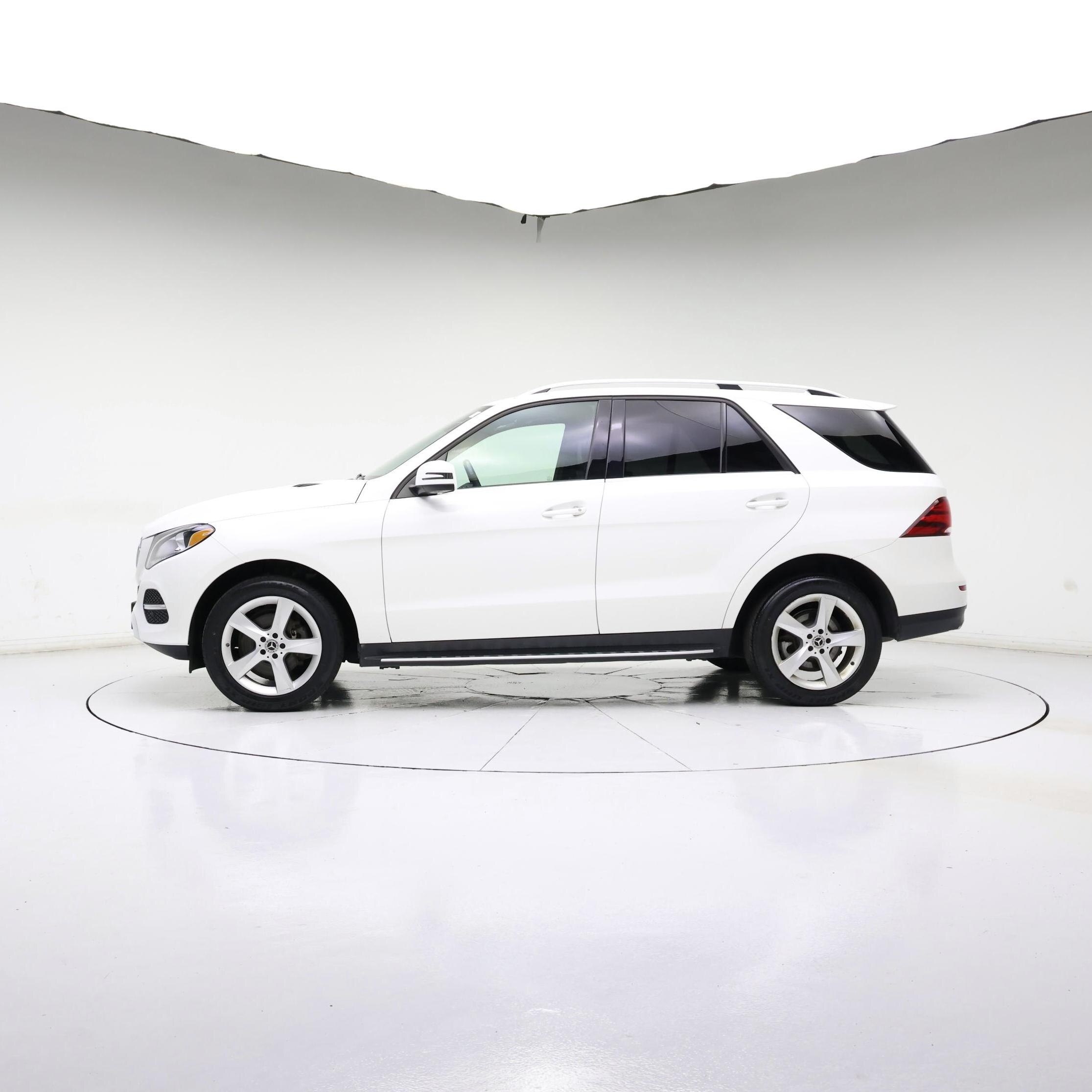 Thumbnail: 2018 Mercedes-Benz GLE - 3