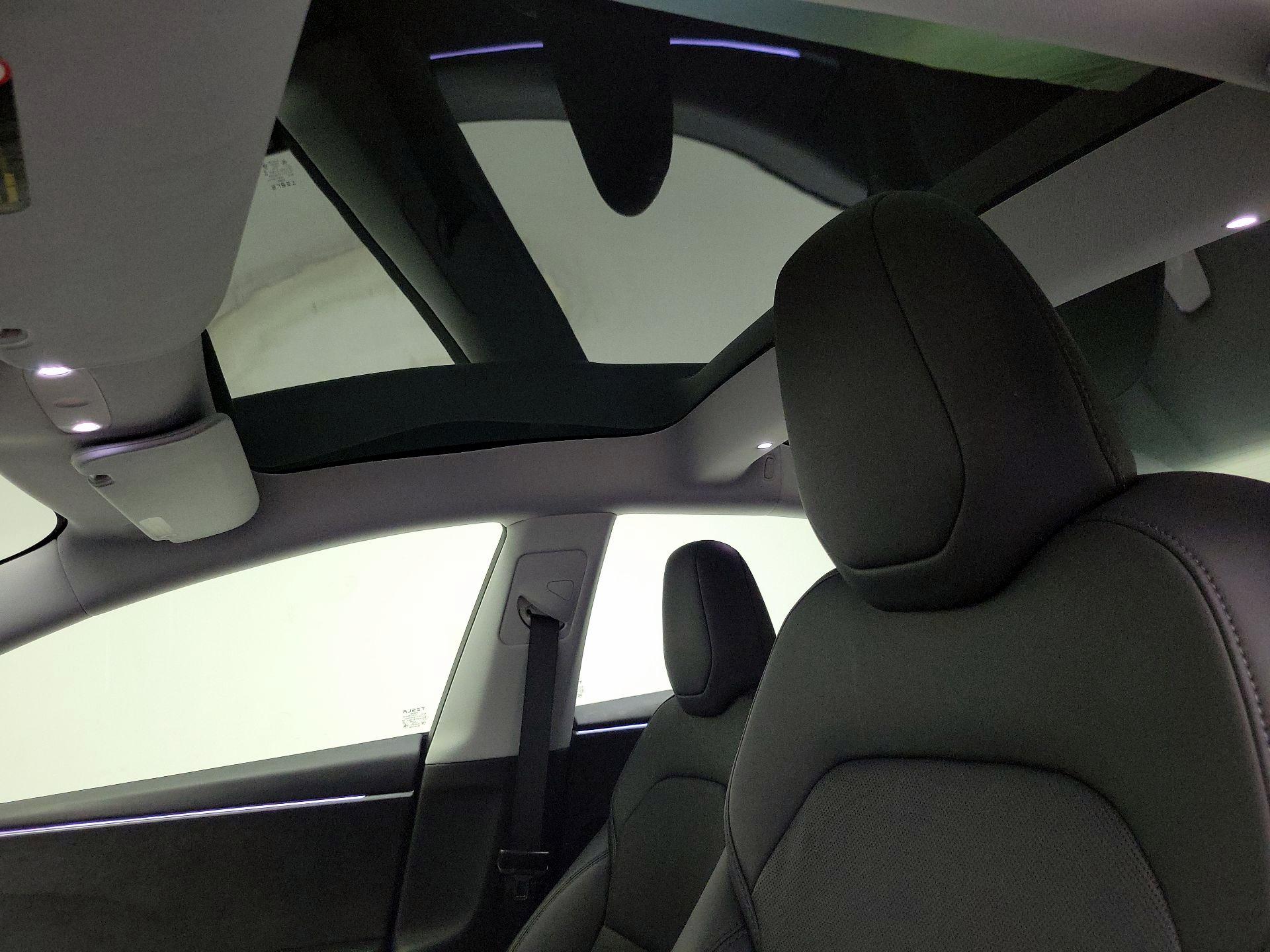 Thumbnail: 2024 Tesla Model 3 - 19