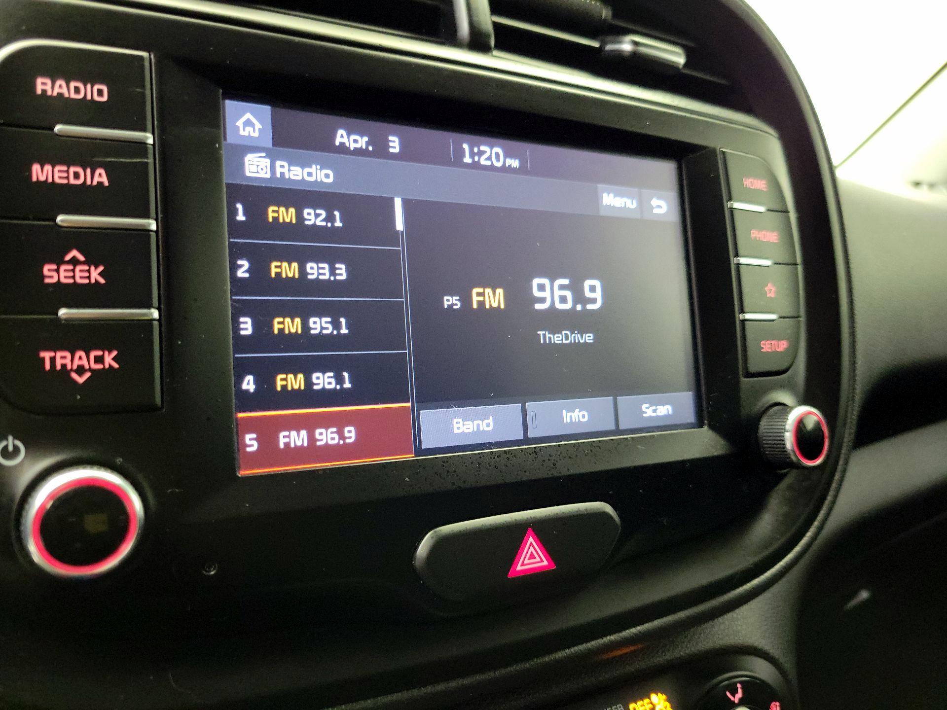 Thumbnail: 2020 Kia Soul - 15