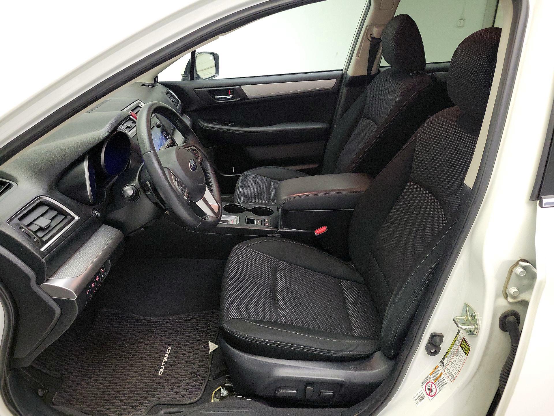 Thumbnail: 2017 Subaru Outback - 11