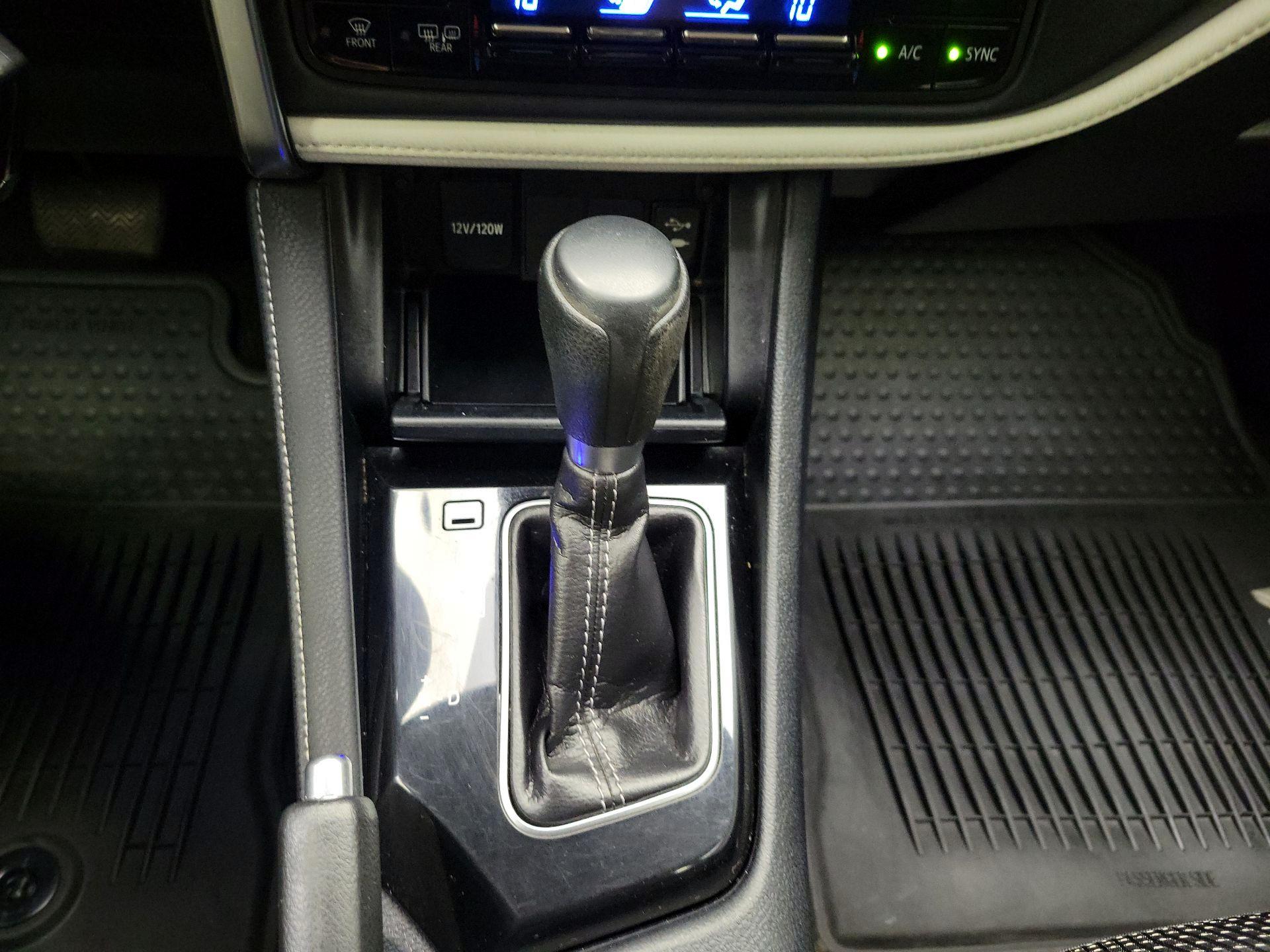 Thumbnail: 2017 Toyota Corolla iM - 17