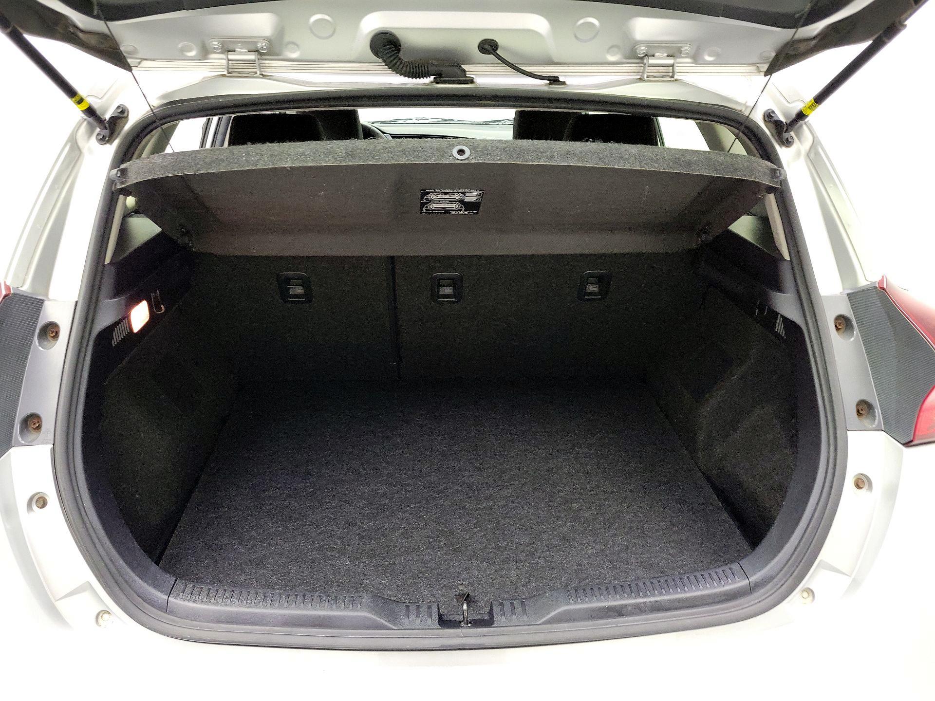 Thumbnail: 2017 Toyota Corolla iM - 20