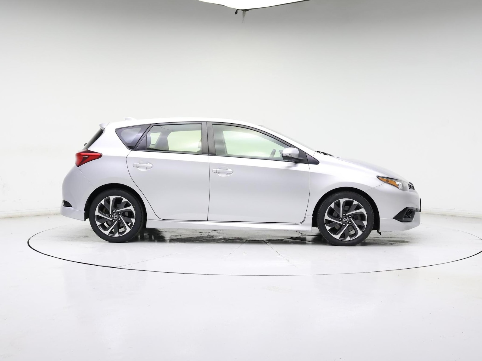 2017 Toyota Corolla iM Base - Photo 8