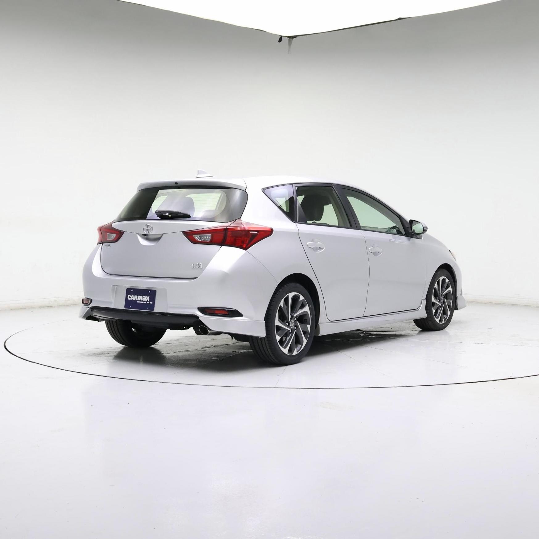 Thumbnail: 2017 Toyota Corolla iM - 8