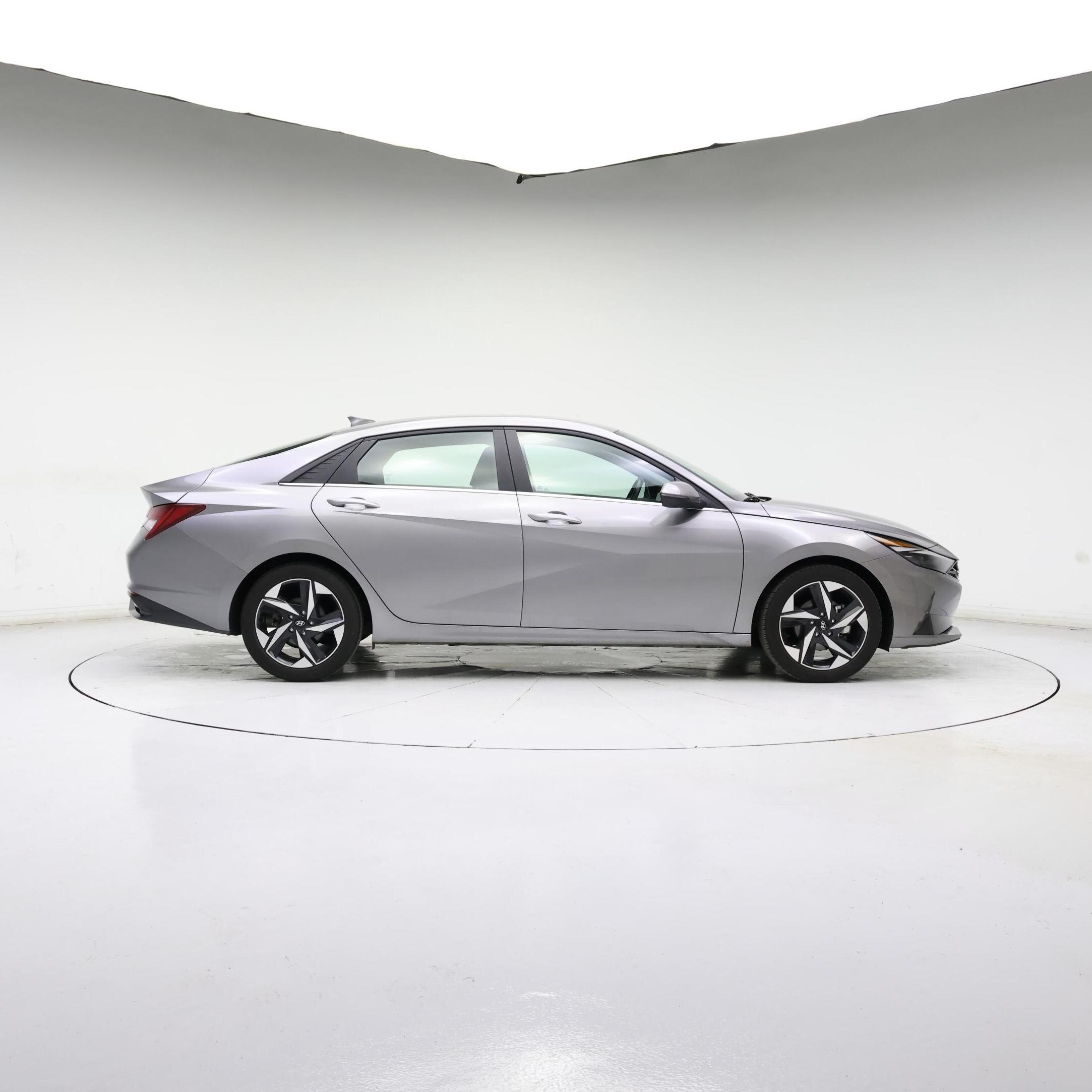 Thumbnail: 2023 Hyundai Elantra - 7
