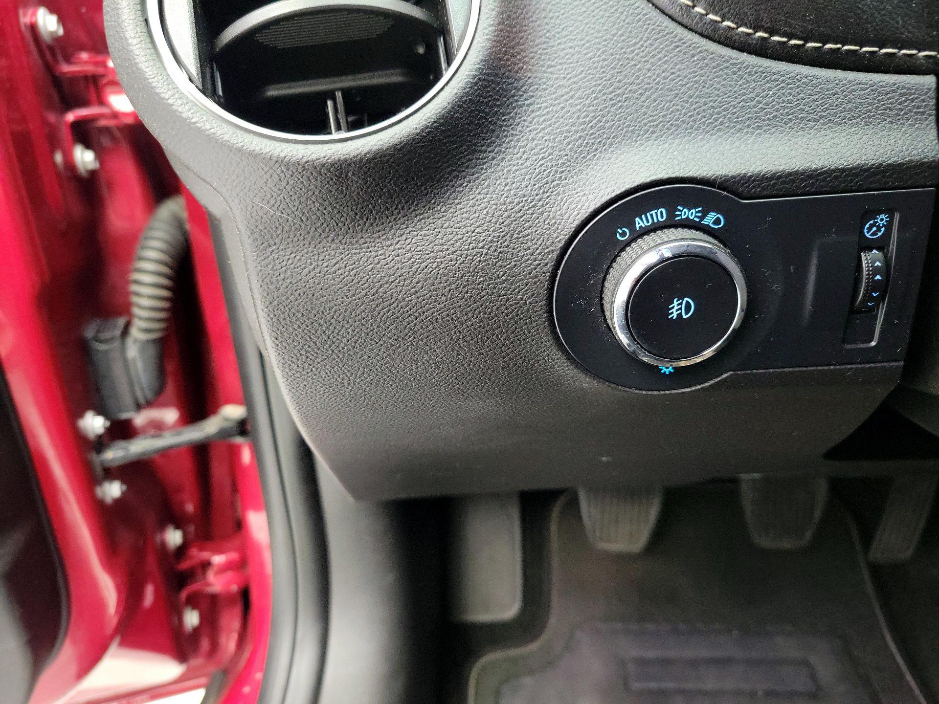 Thumbnail: 2014 Chevrolet Camaro - 13