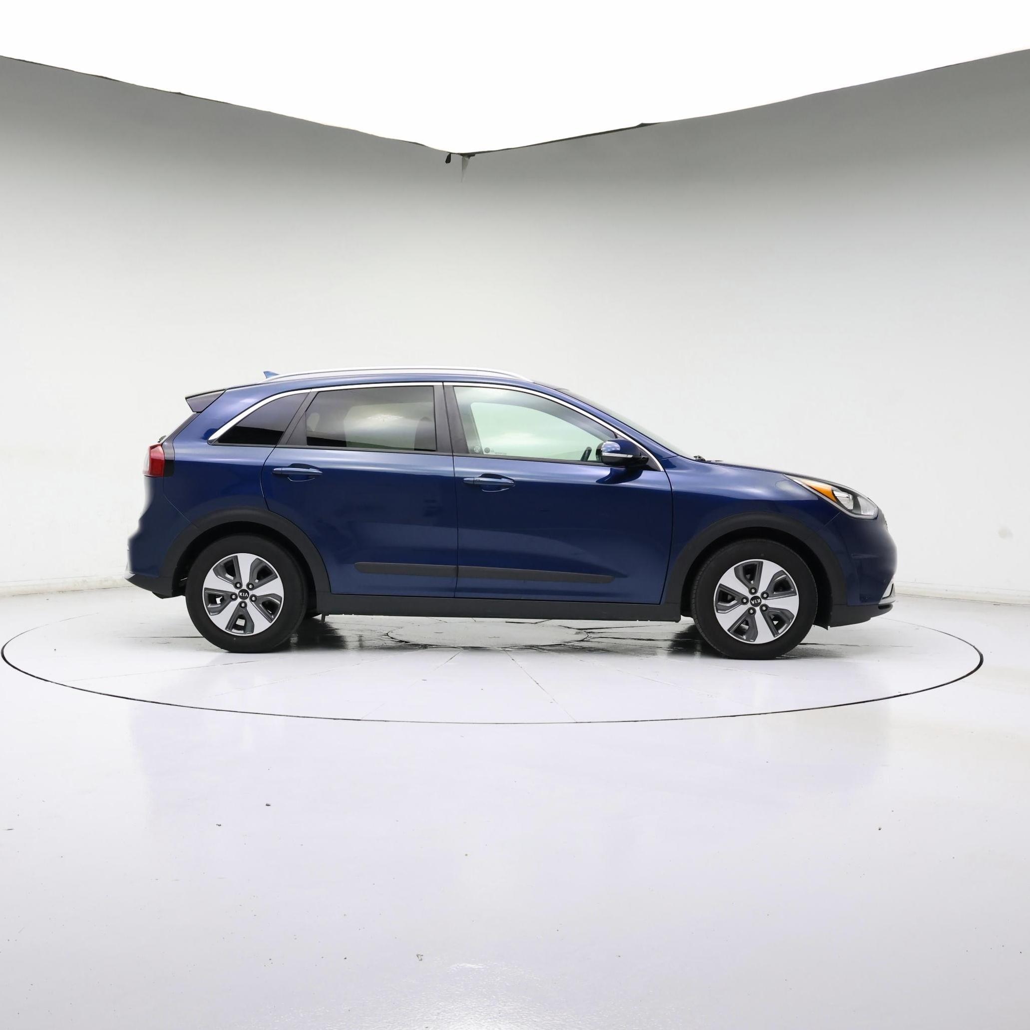 Thumbnail: 2018 Kia Niro - 7