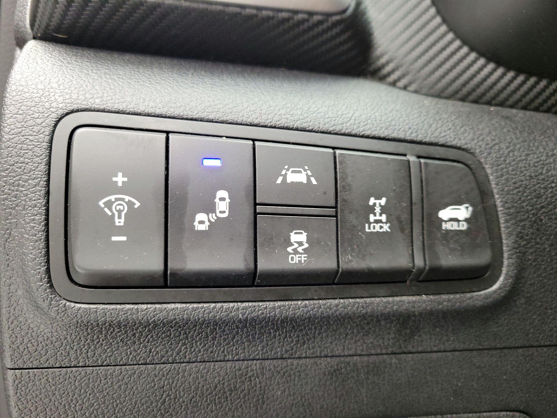 Thumbnail: 2019 Hyundai Tucson - 13