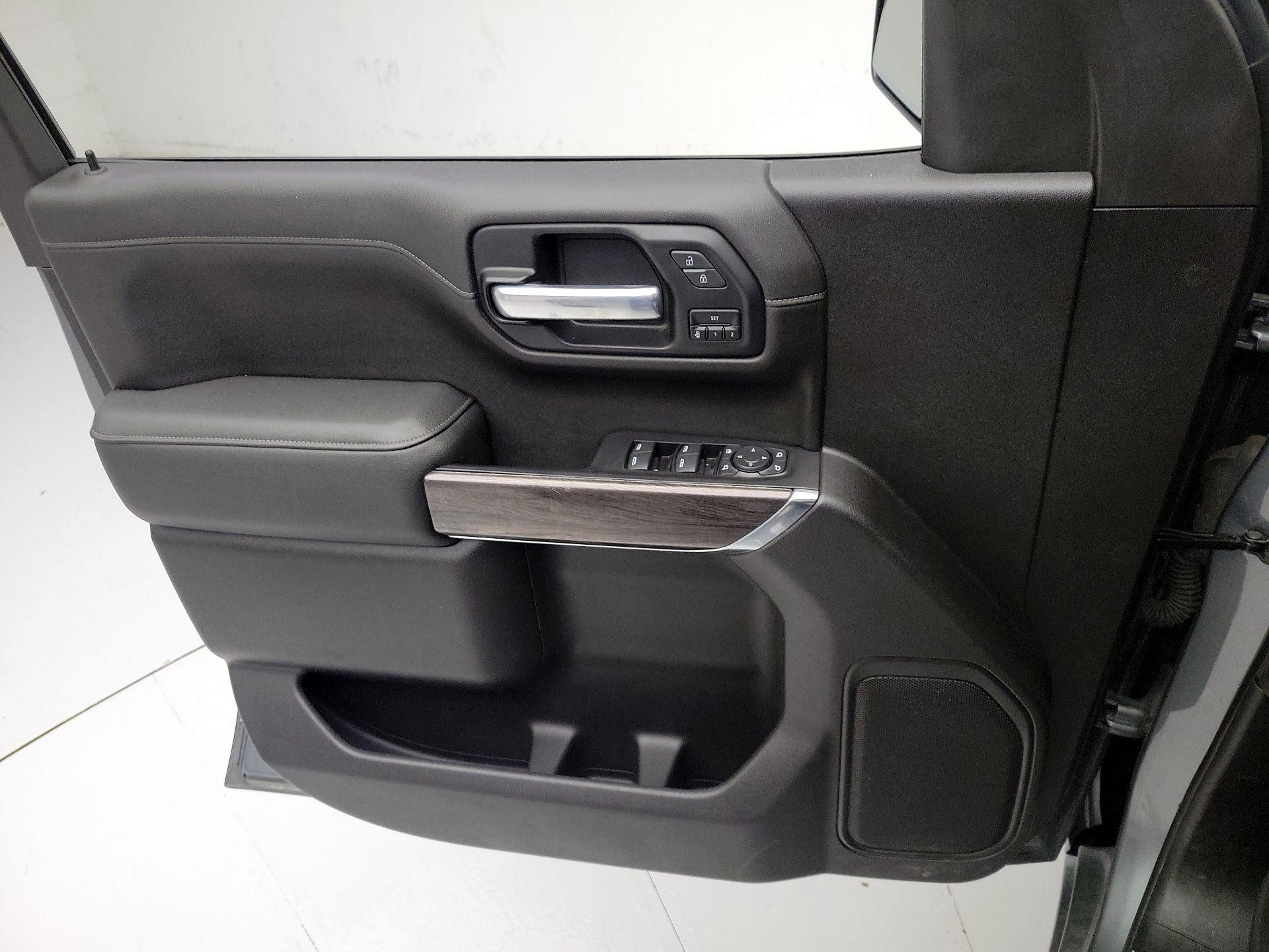 Thumbnail: 2021 Chevrolet Silverado 1500 - 12