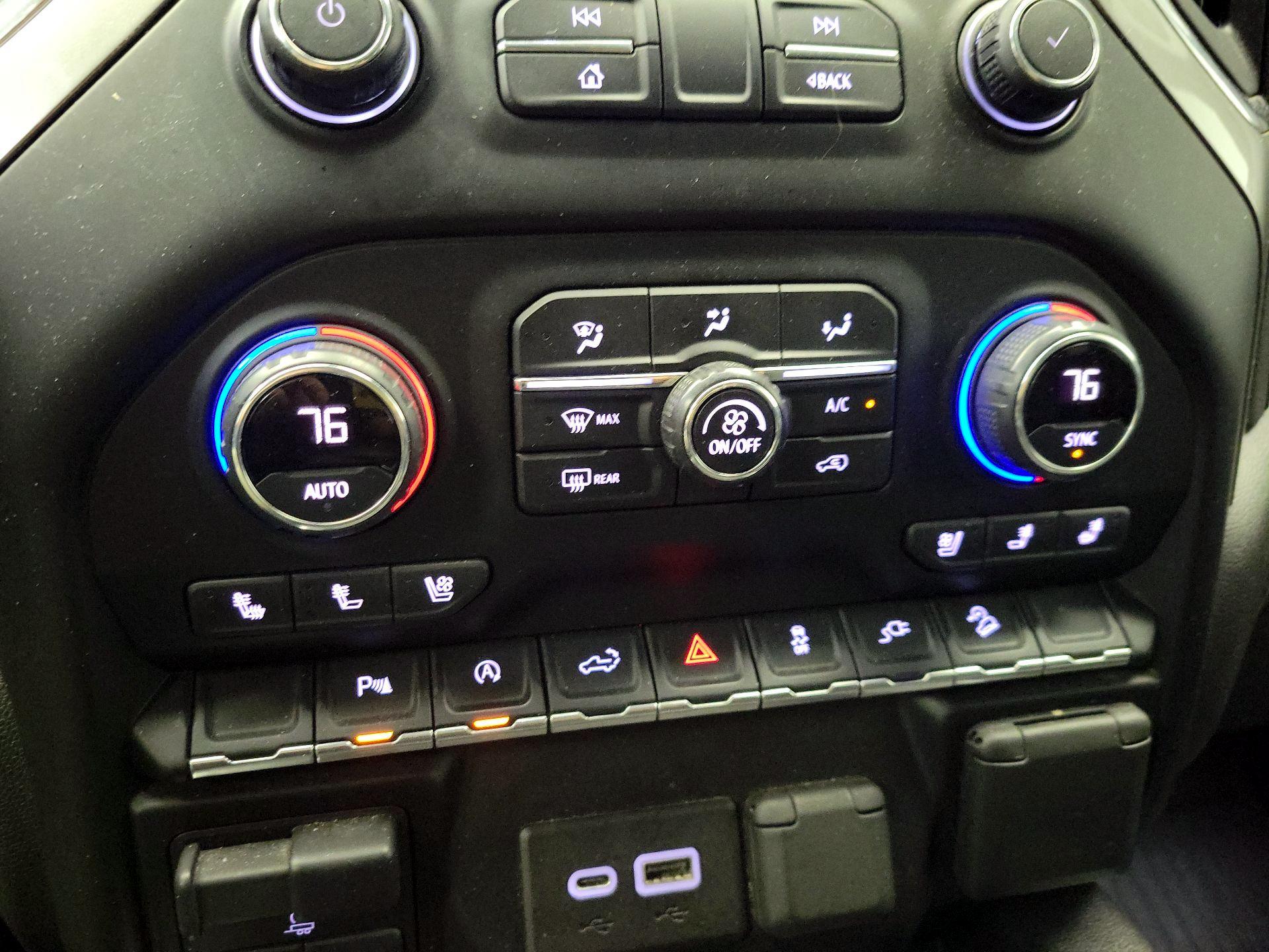 Thumbnail: 2021 Chevrolet Silverado 1500 - 16