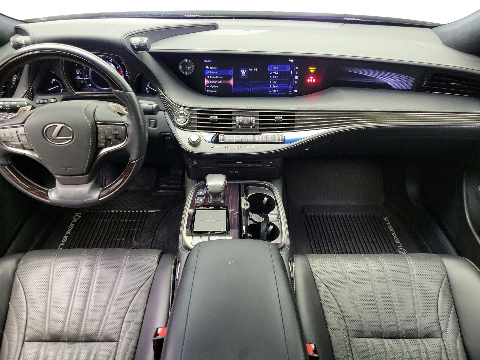 Thumbnail: 2019 Lexus LS - 9