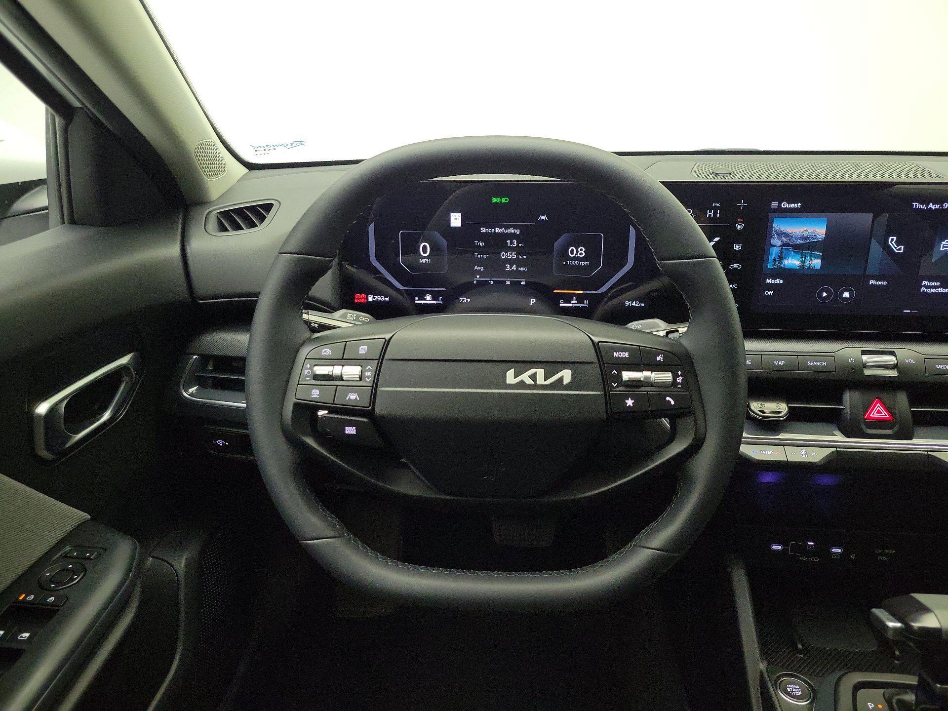 Thumbnail: 2025 Kia K4 - 10