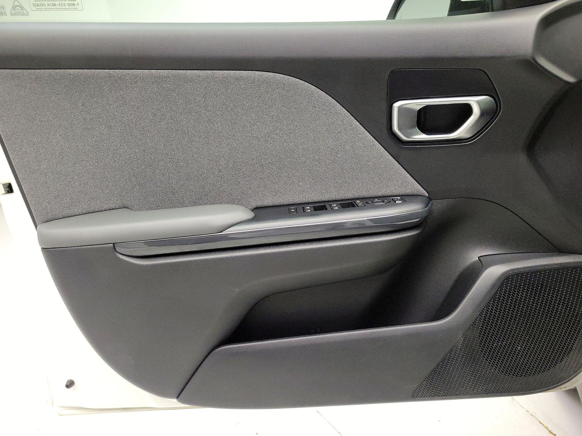 Thumbnail: 2025 Kia K4 - 12