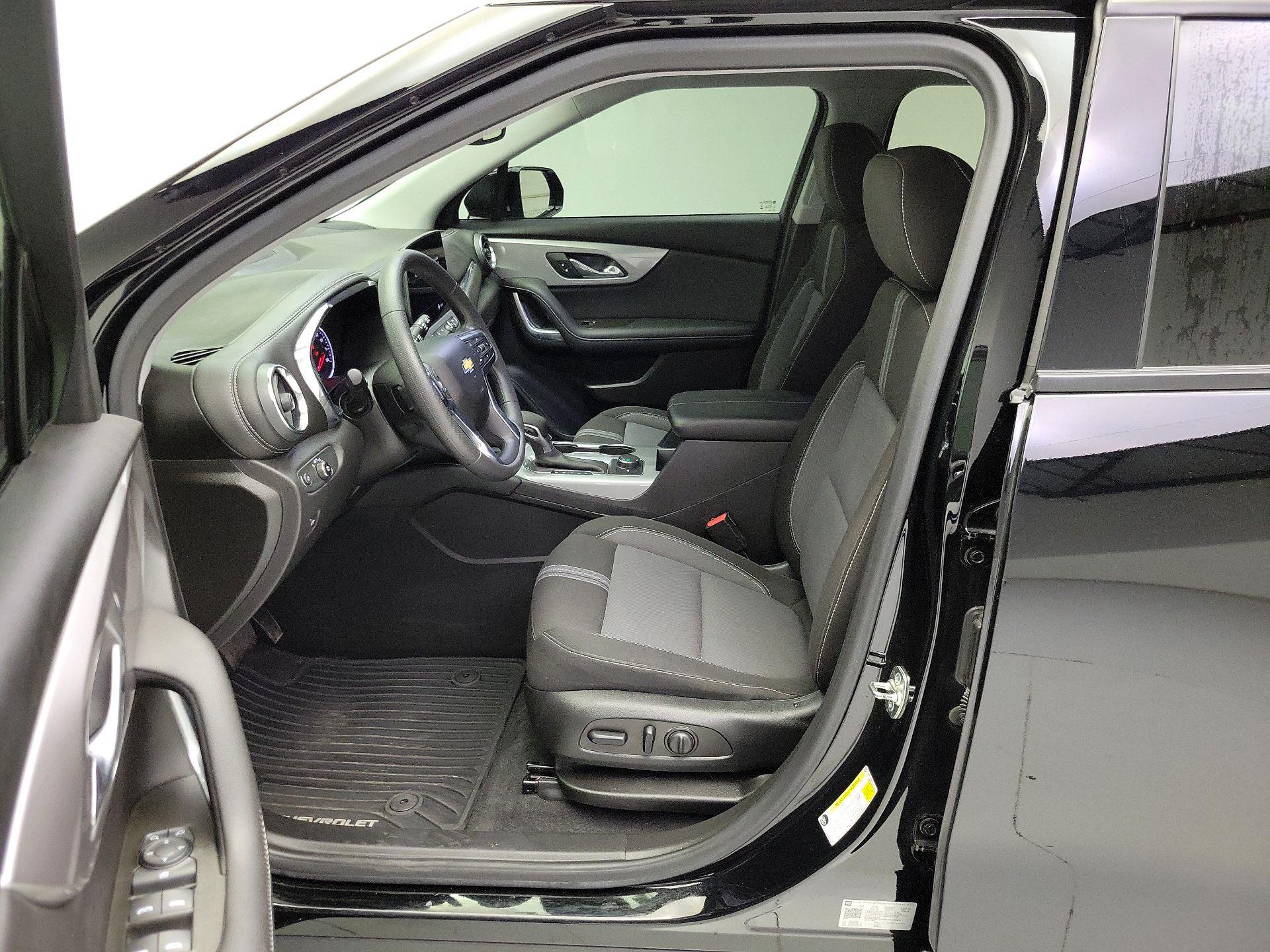 Thumbnail: 2023 Chevrolet Blazer - 11