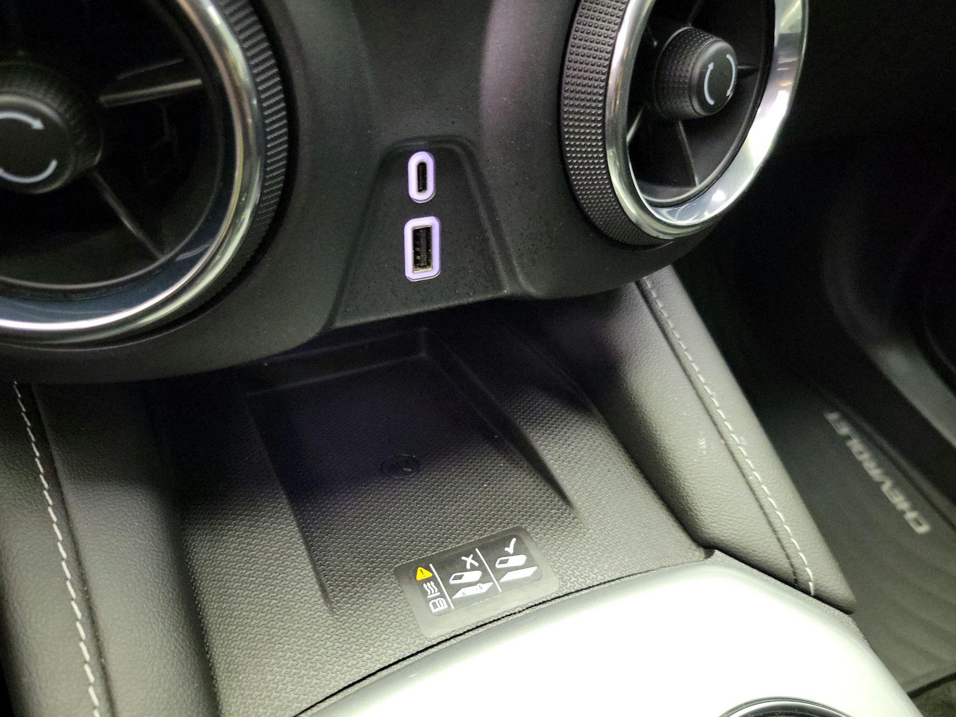 Thumbnail: 2023 Chevrolet Blazer - 18