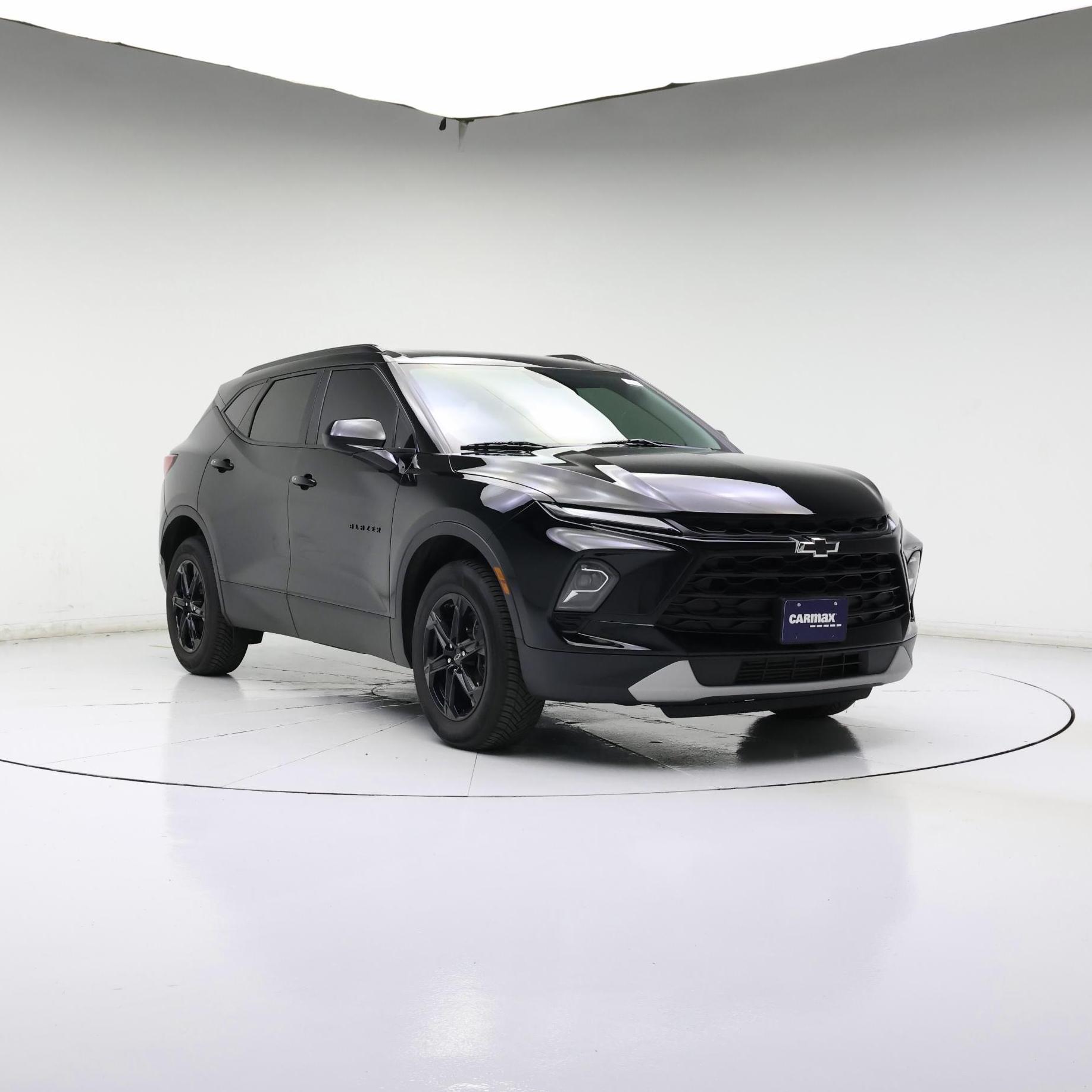 Thumbnail: 2023 Chevrolet Blazer - 2