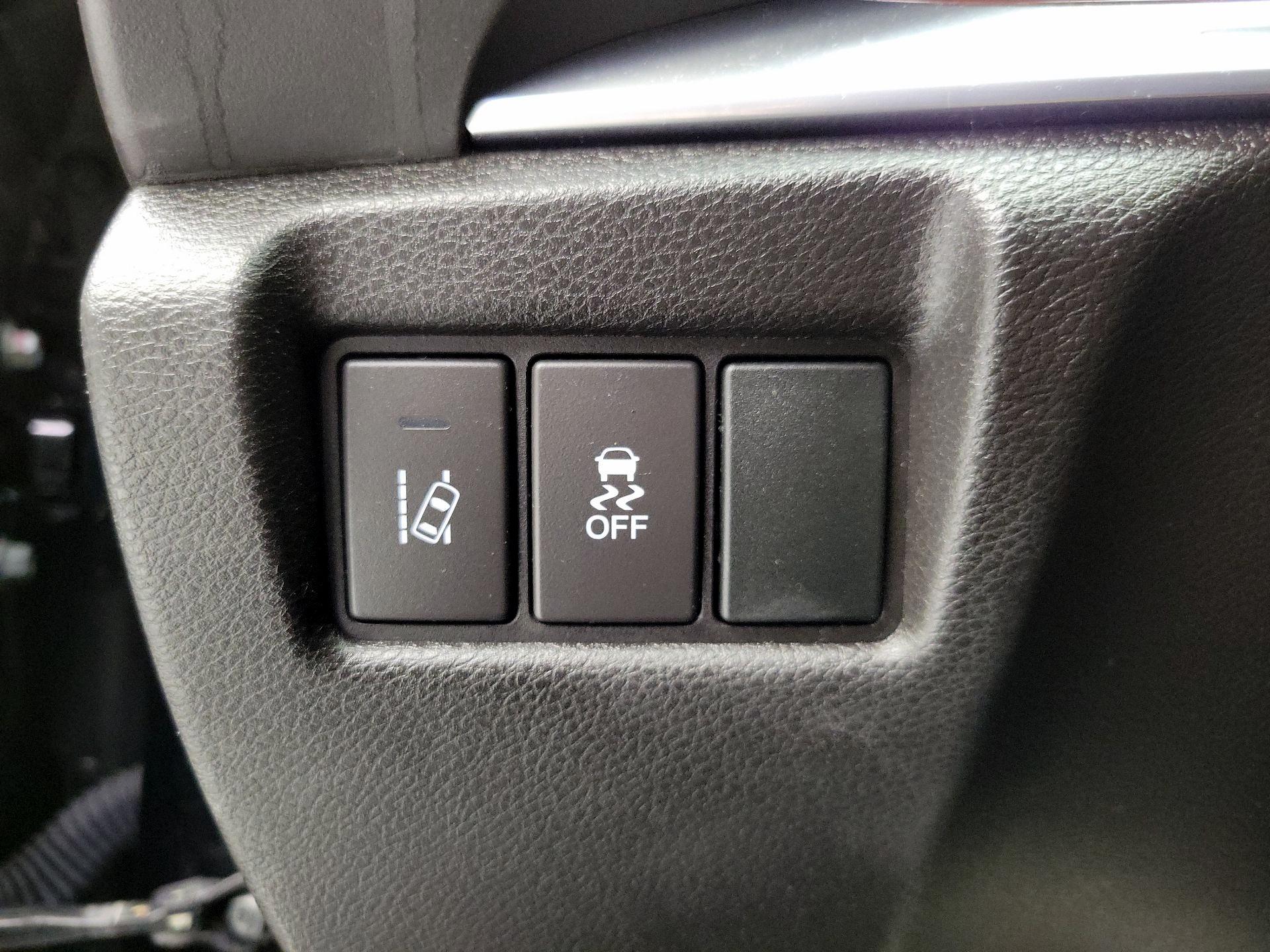 Thumbnail: 2016 Acura MDX - 13