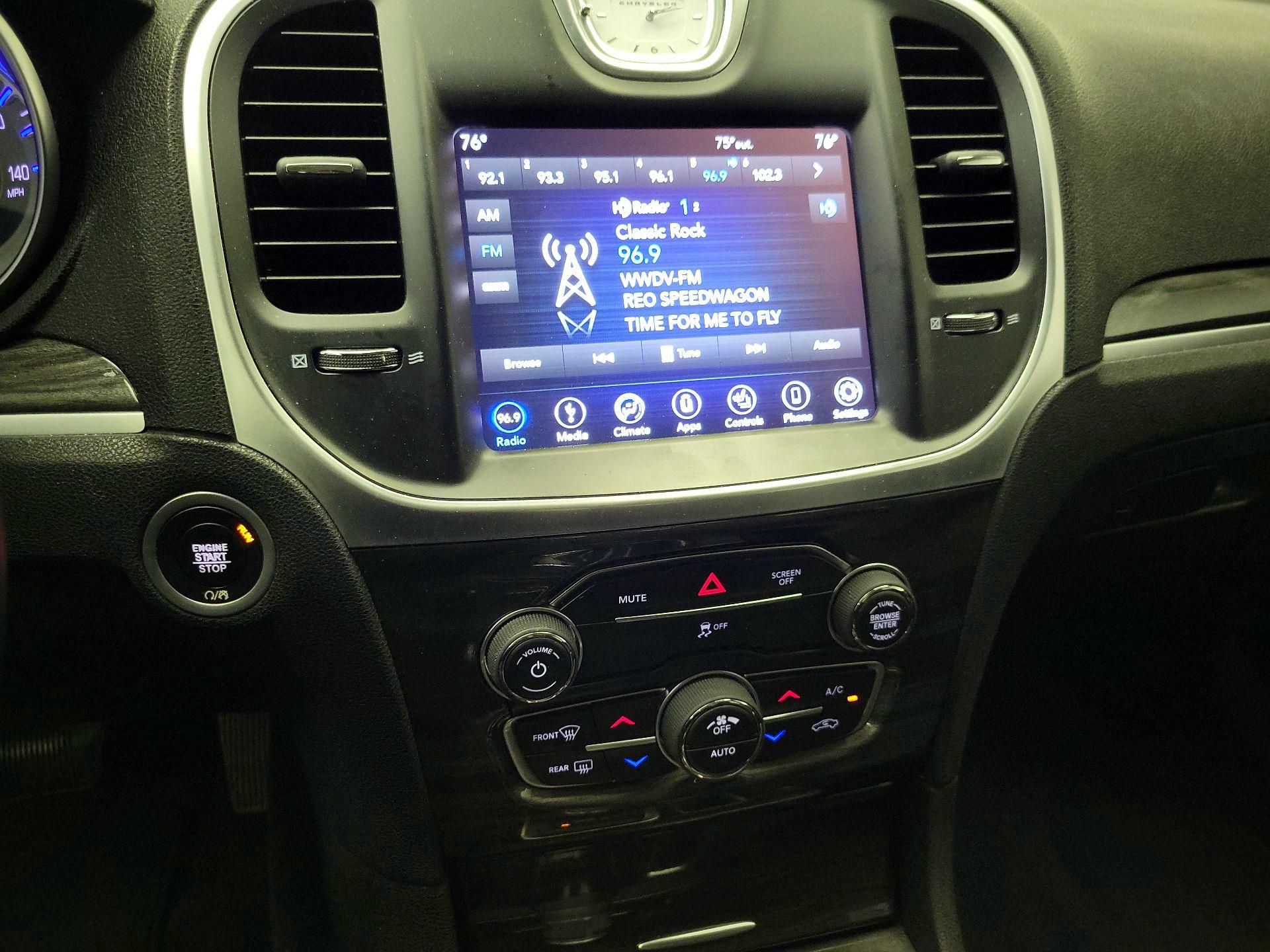 Thumbnail: 2018 Chrysler 300 - 15