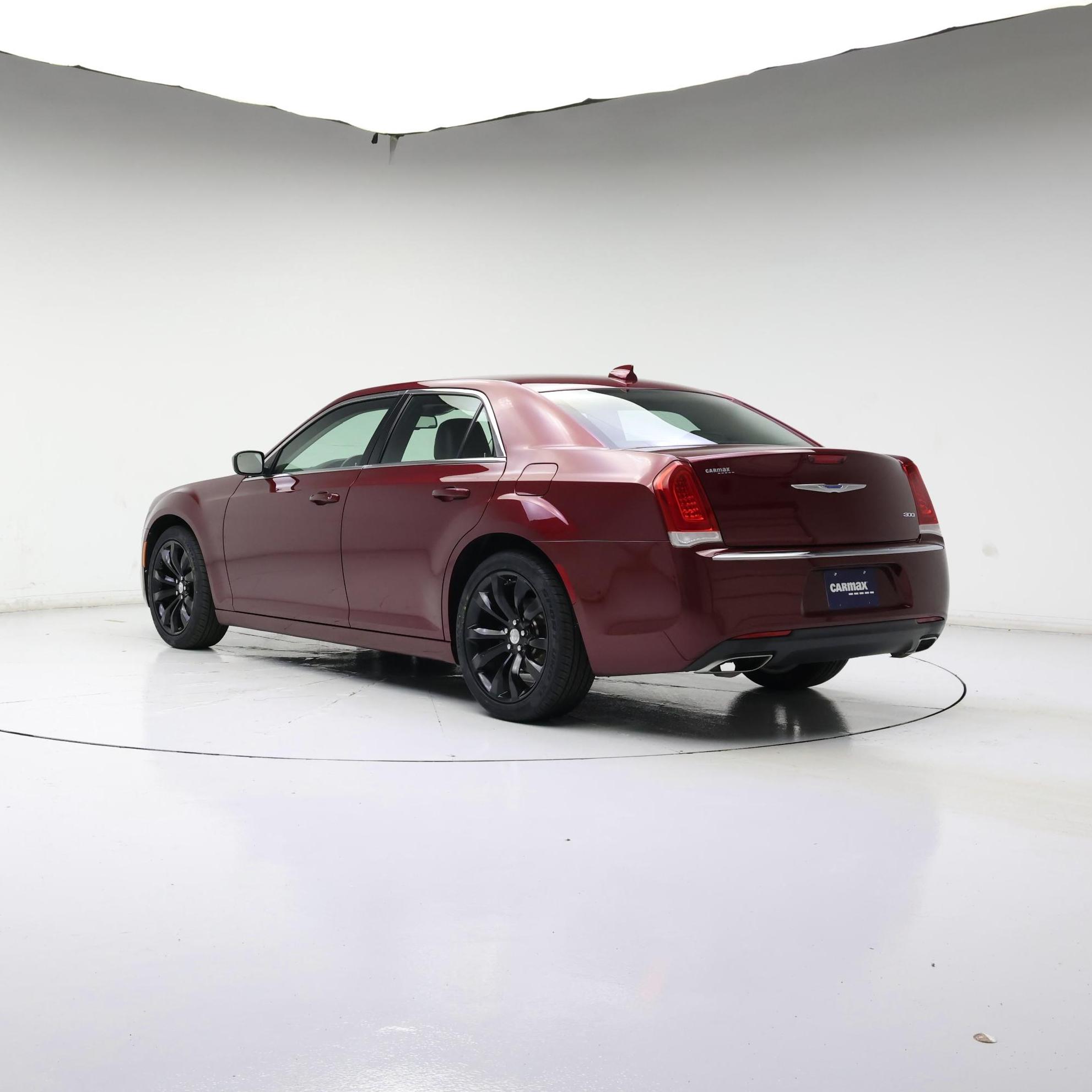 Thumbnail: 2018 Chrysler 300 - 2