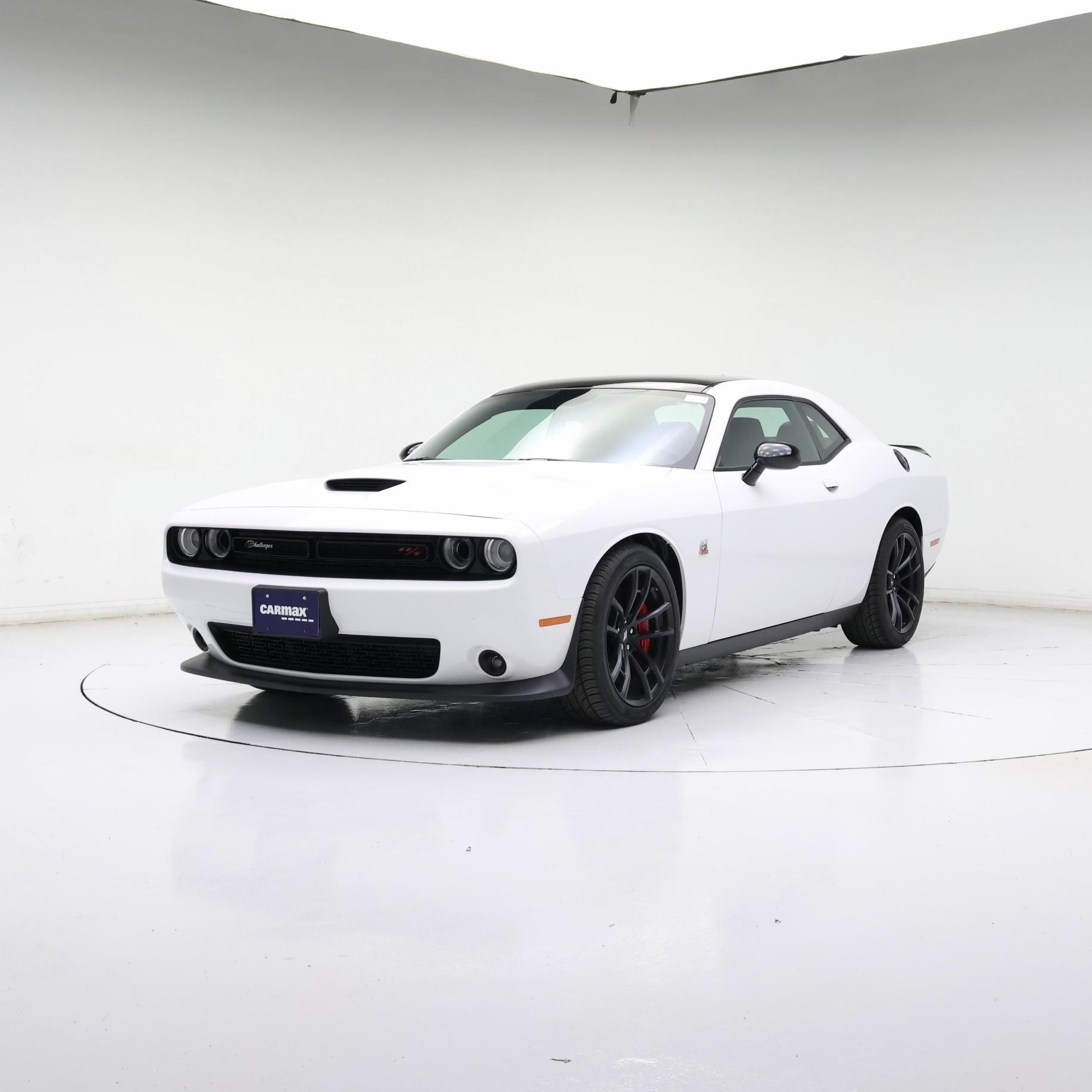 Thumbnail: 2023 Dodge Challenger - 4