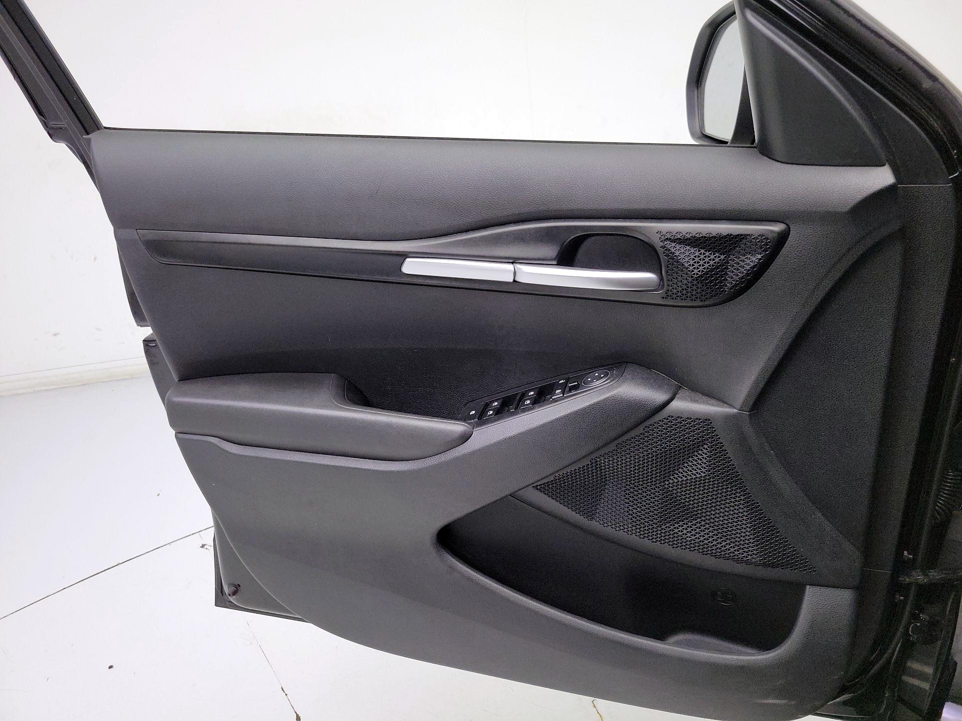 Thumbnail: 2021 Kia Seltos - 12