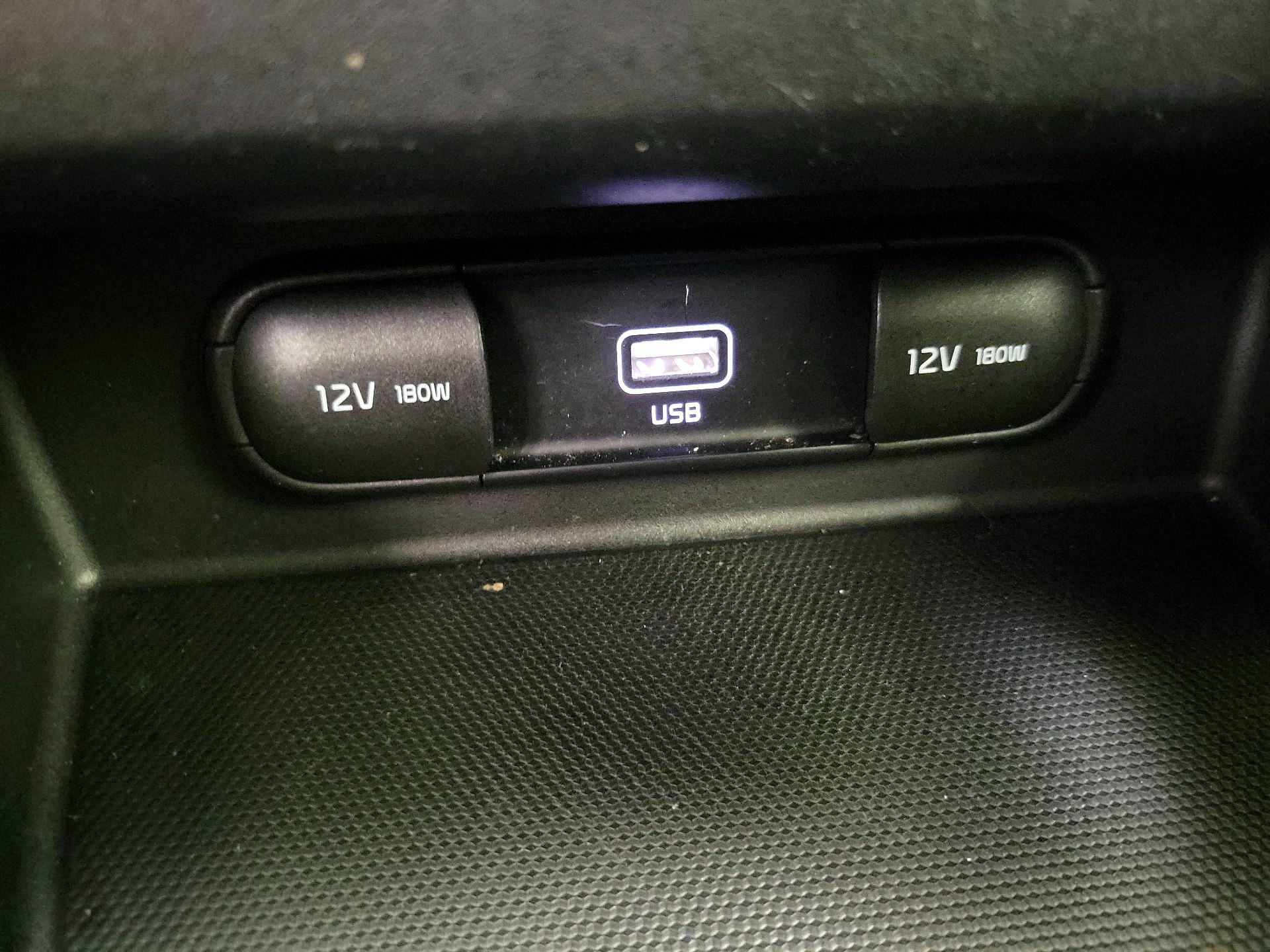 Thumbnail: 2021 Kia Seltos - 18