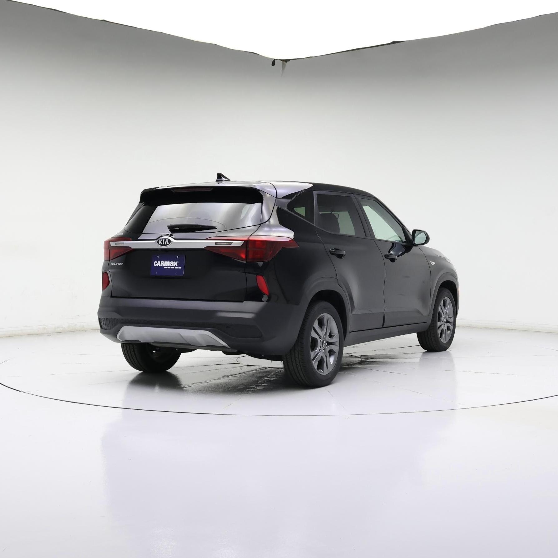 Thumbnail: 2021 Kia Seltos - 4