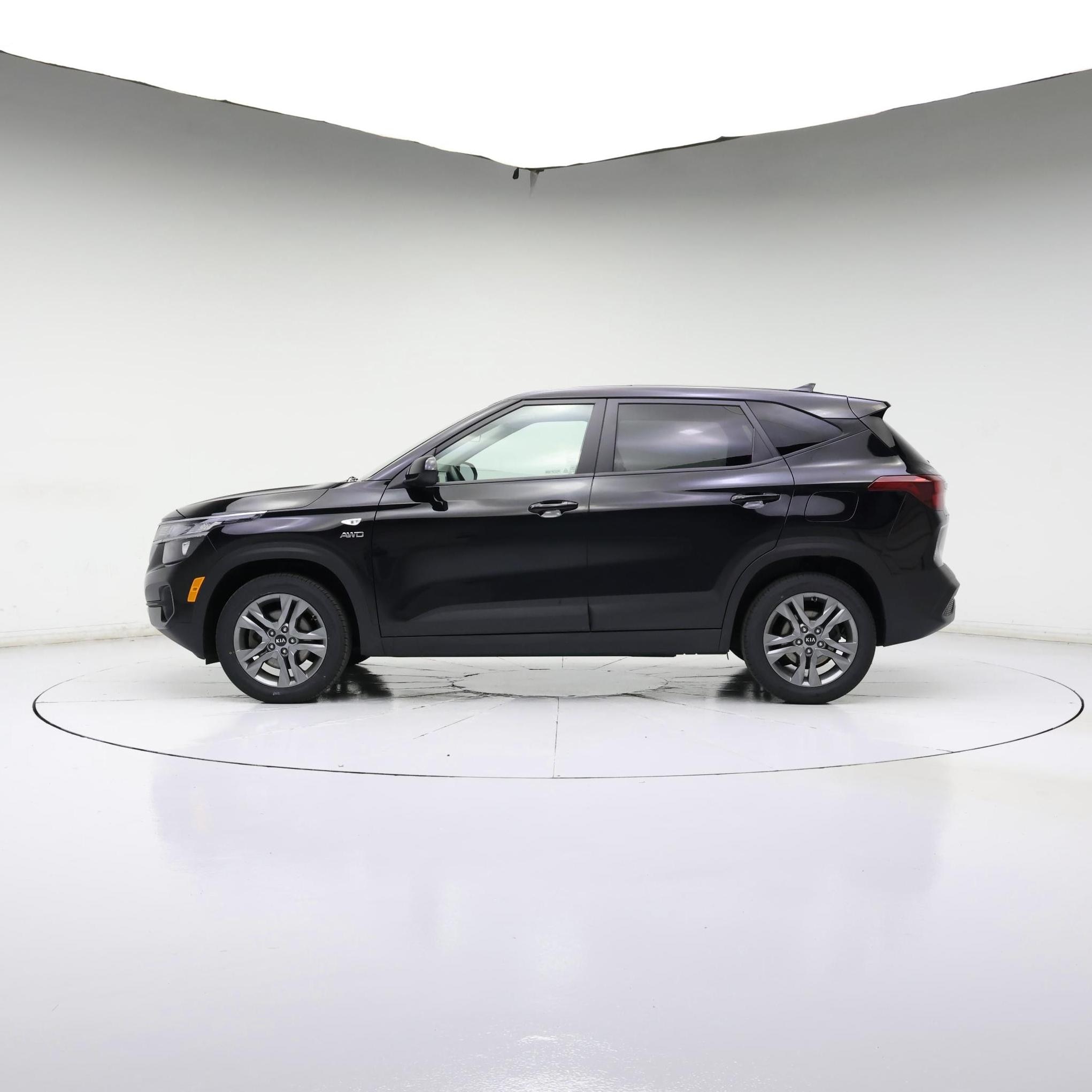 Thumbnail: 2021 Kia Seltos - 7