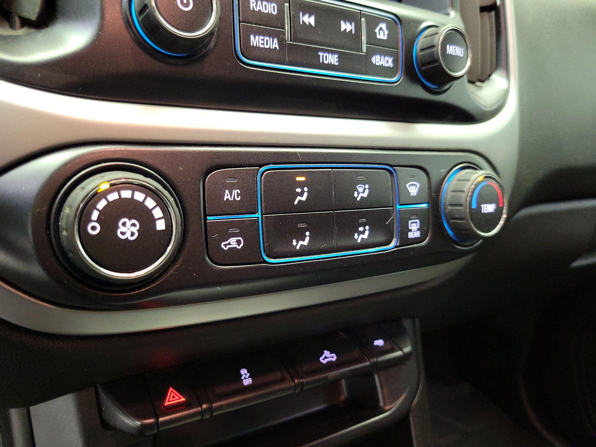 Thumbnail: 2016 Chevrolet Colorado - 16