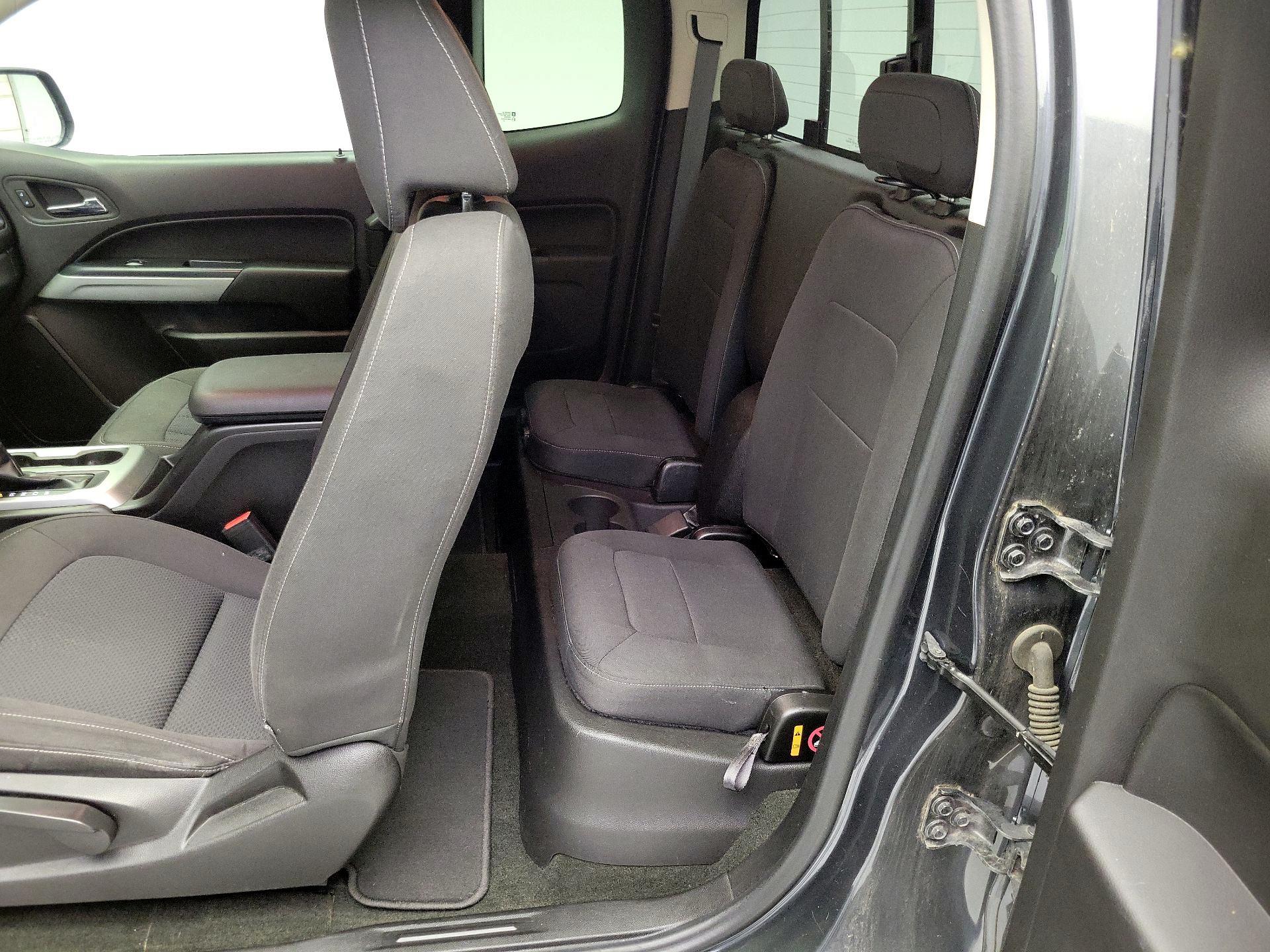 Thumbnail: 2016 Chevrolet Colorado - 19