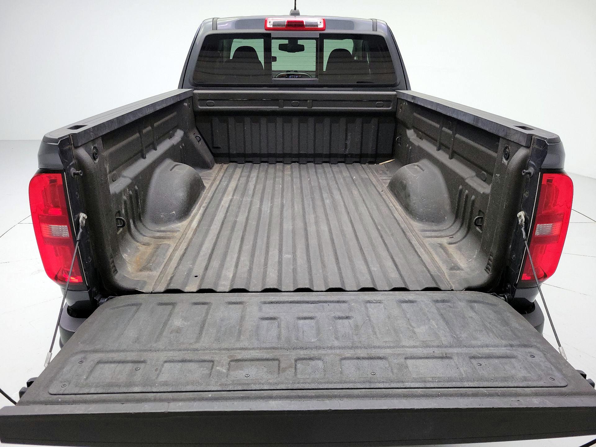 Thumbnail: 2016 Chevrolet Colorado - 20