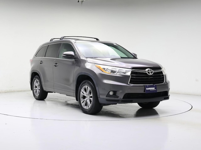 Gray 2014 Toyota Highlander XLE AWD SUV / Crossover All-Wheel Drive Automatic