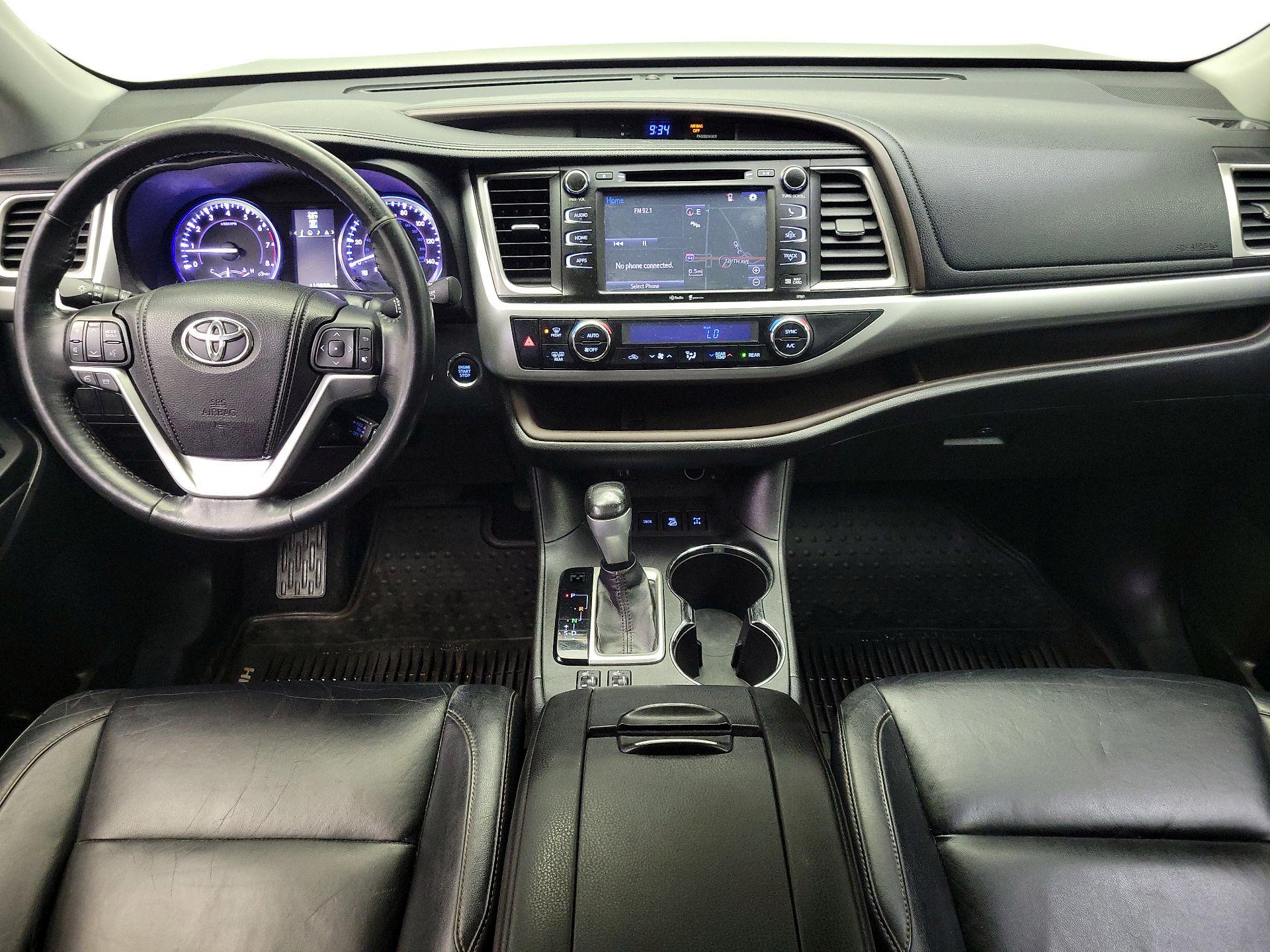 Thumbnail: 2014 Toyota Highlander - 9