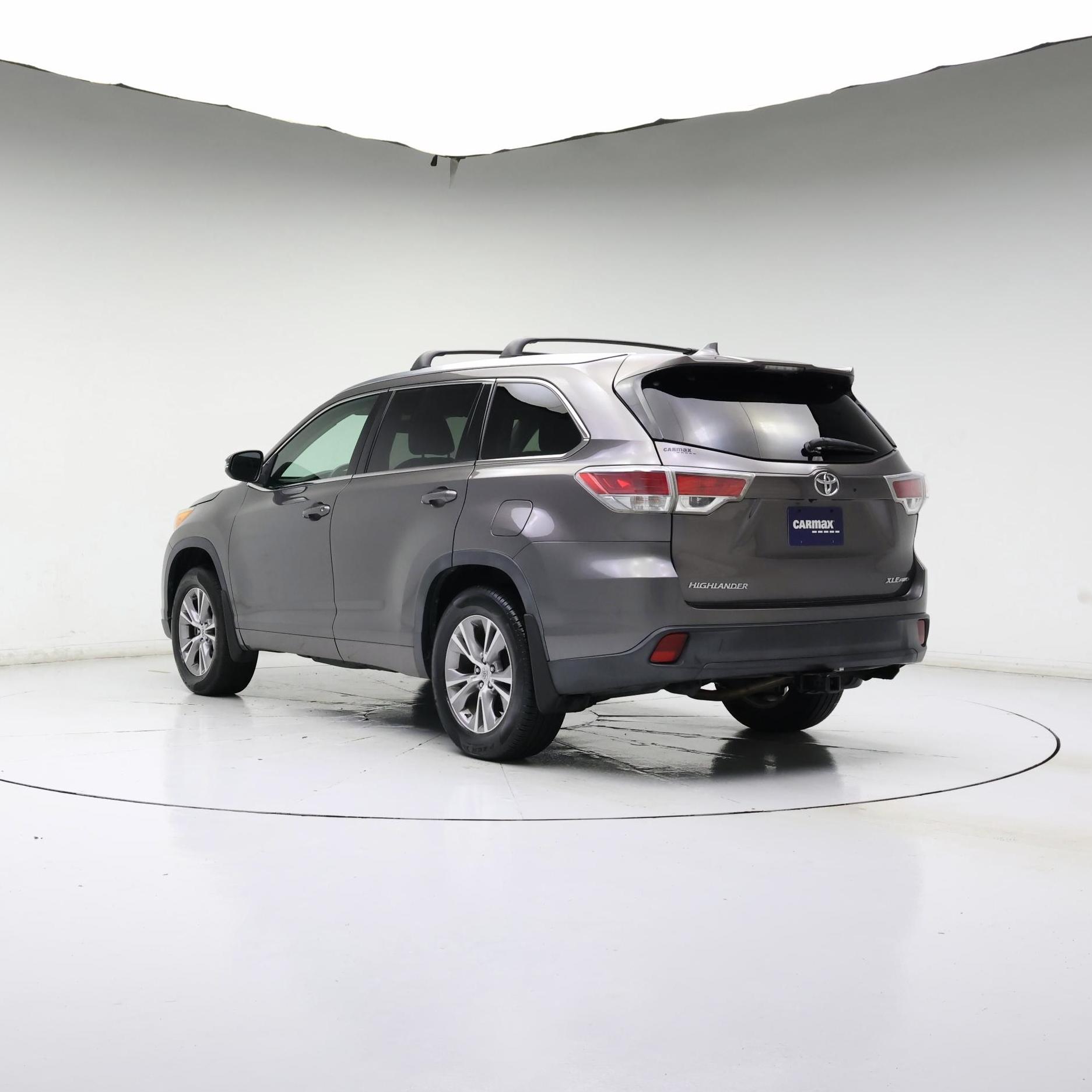 Thumbnail: 2014 Toyota Highlander - 2