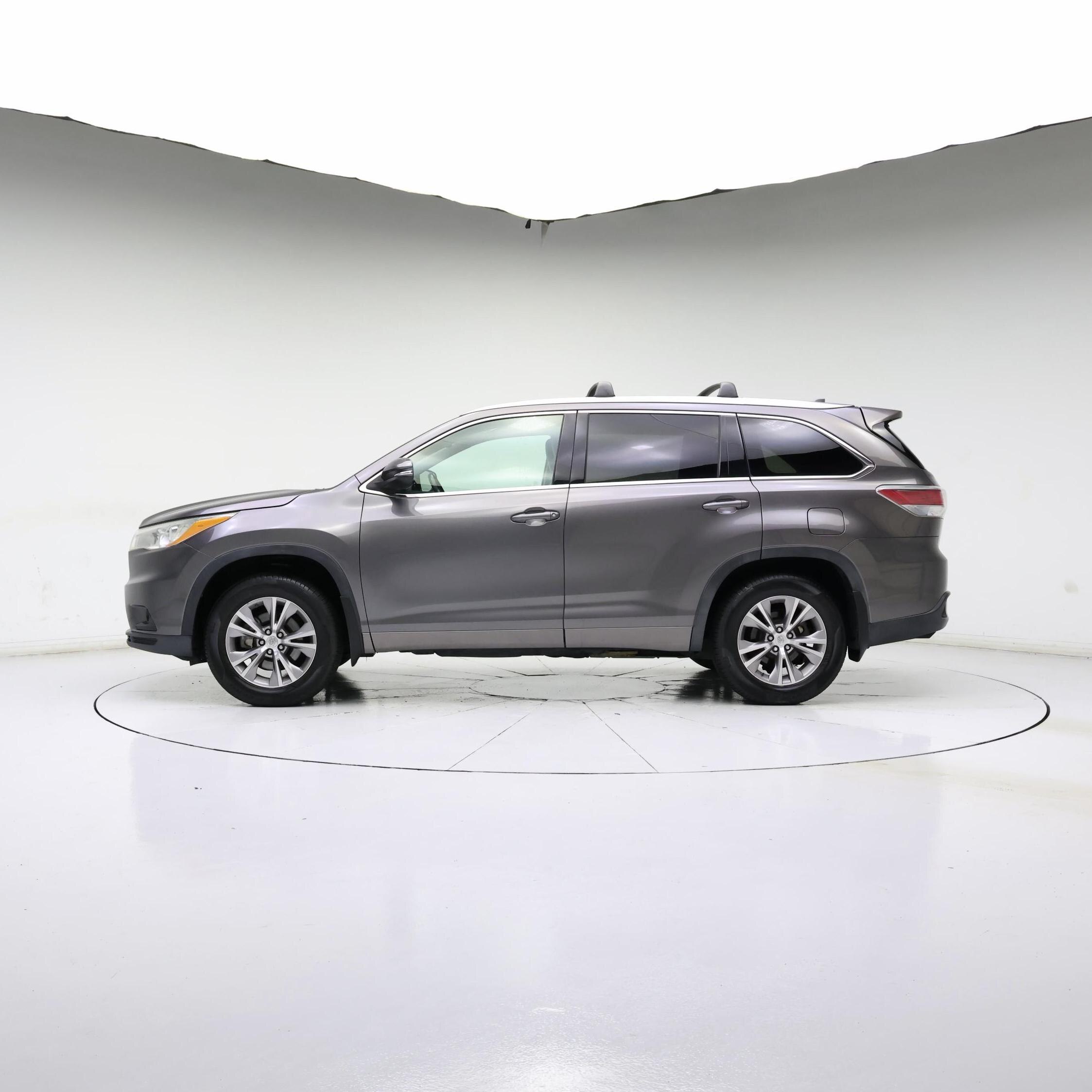 Thumbnail: 2014 Toyota Highlander - 3