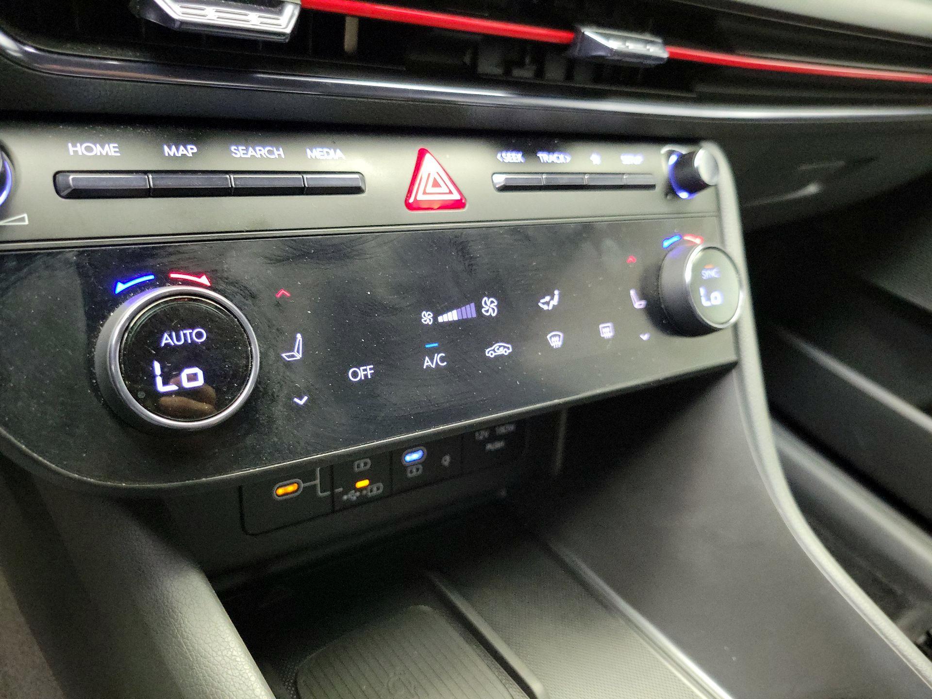 Thumbnail: 2024 Hyundai Sonata - 17