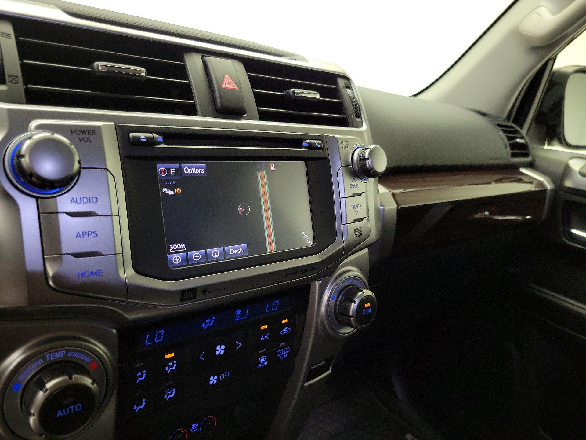 Thumbnail: 2018 Toyota 4Runner - 14