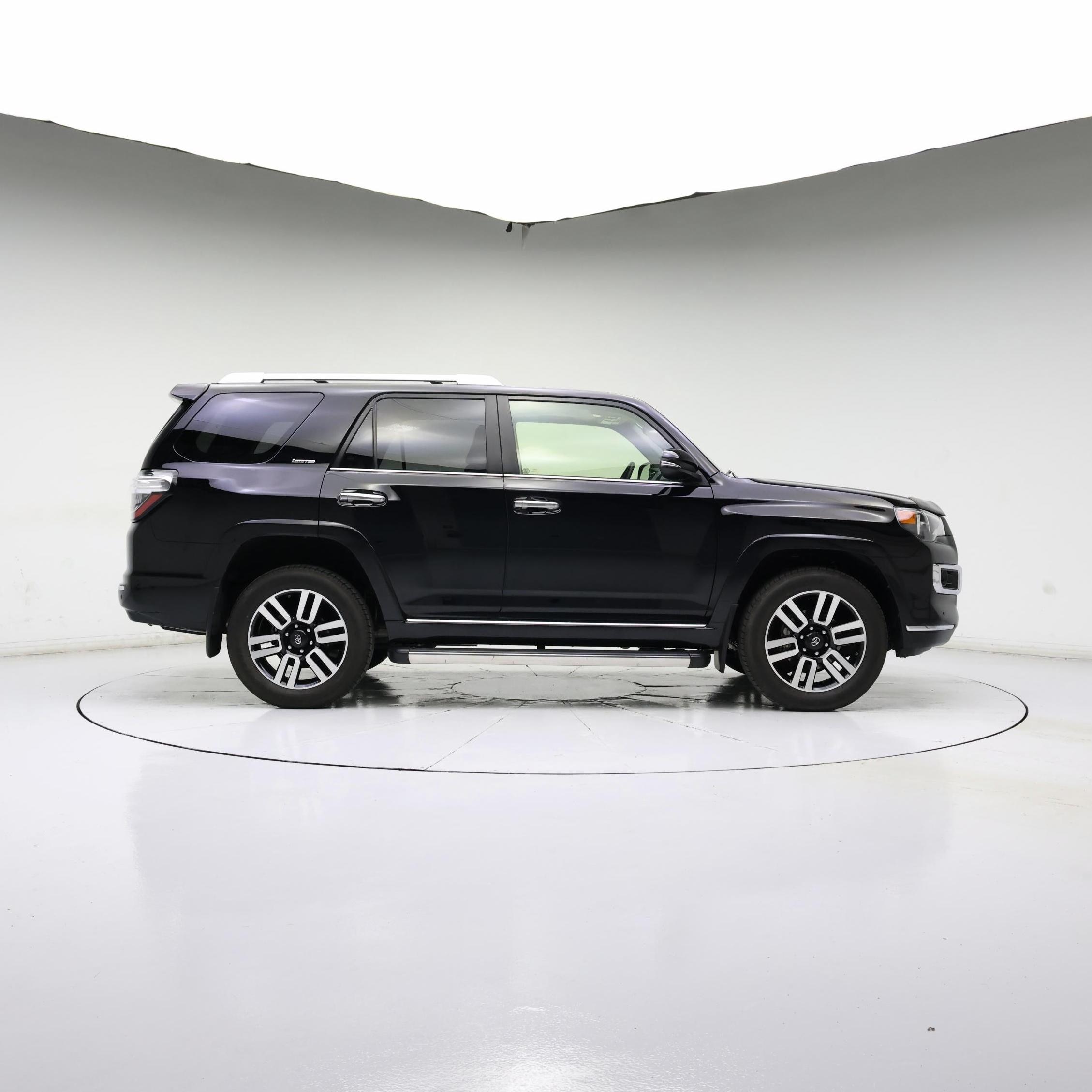 Thumbnail: 2018 Toyota 4Runner - 7