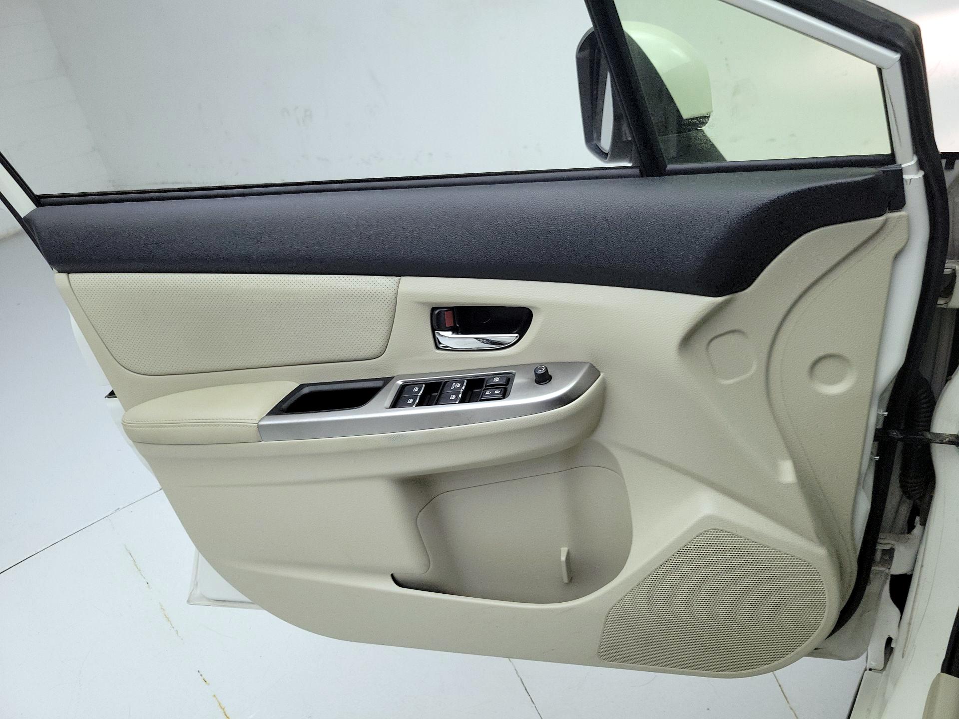 Thumbnail: 2015 Subaru XV Crosstrek - 12