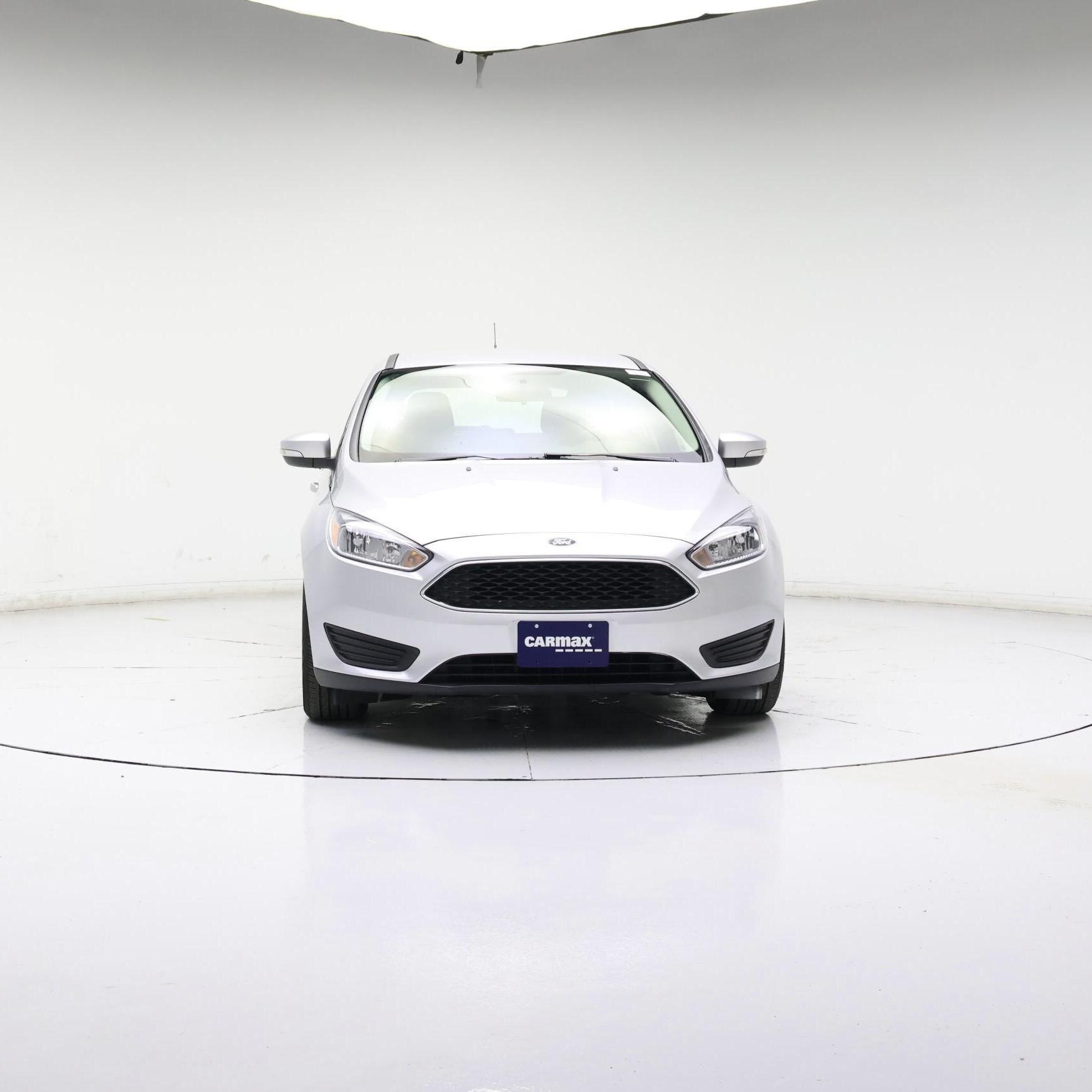 Thumbnail: 2017 Ford Focus - 6