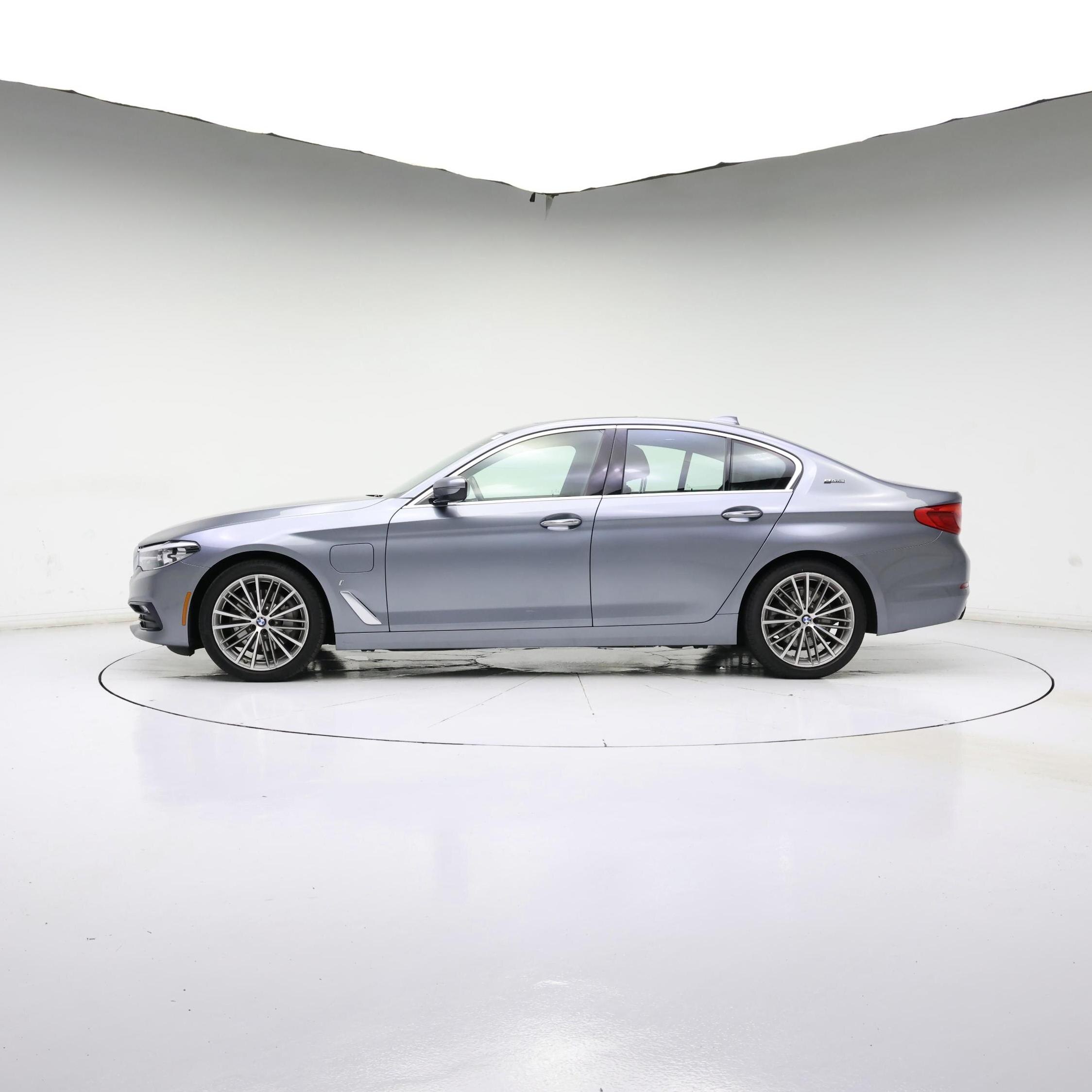 Thumbnail: 2018 BMW 5 Series - 3